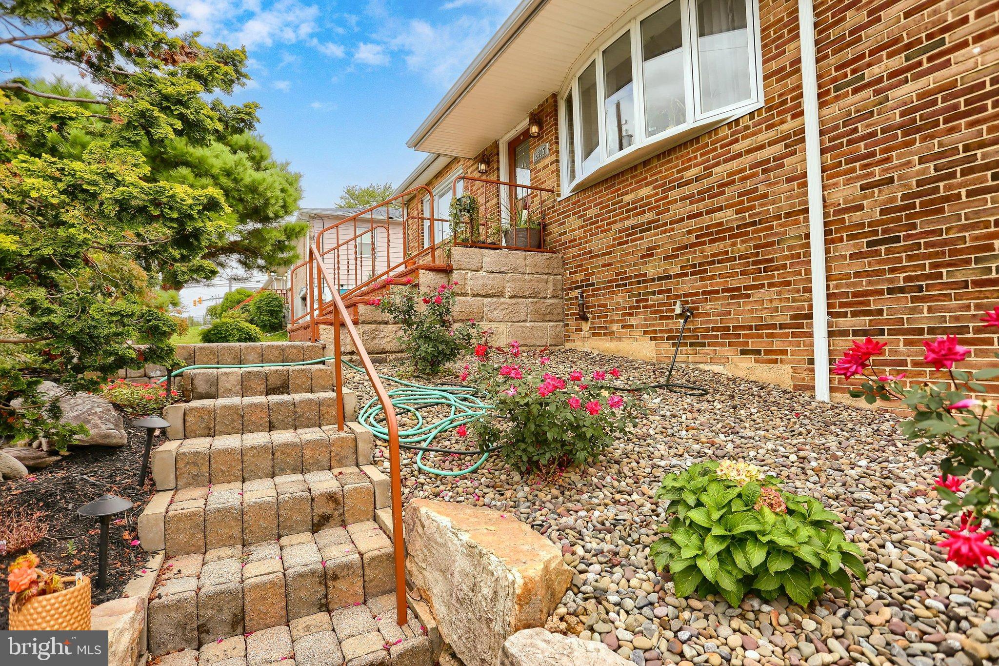 2505 LINGLESTOWN ROAD