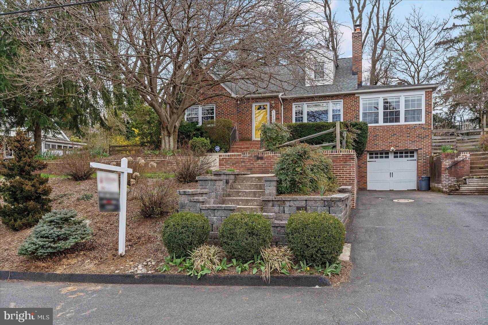 KINGSVILLE - Residential