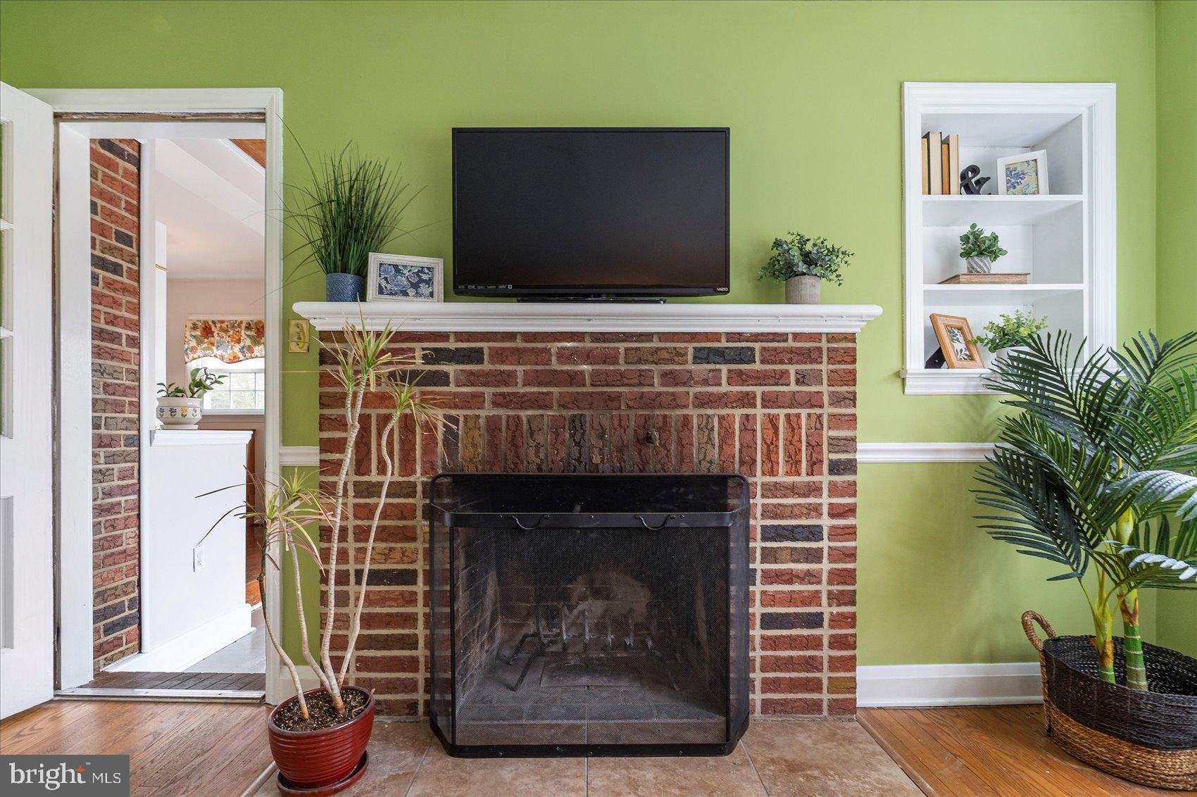 KINGSVILLE - Residential