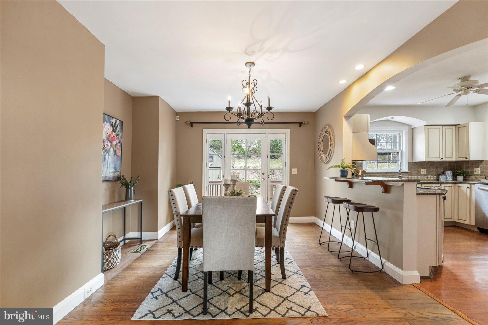 KINGSVILLE - Residential