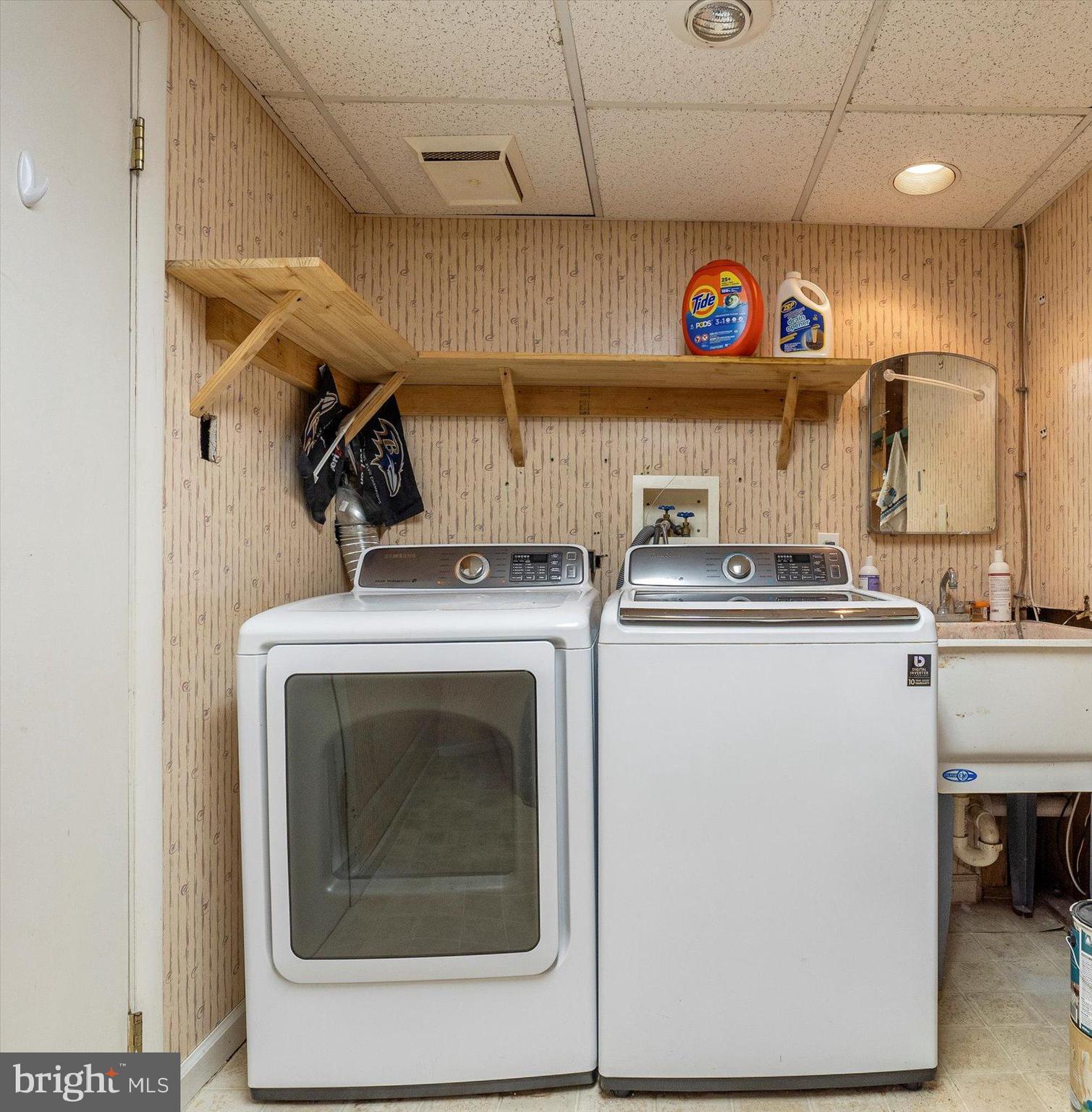 KINGSVILLE - Residential