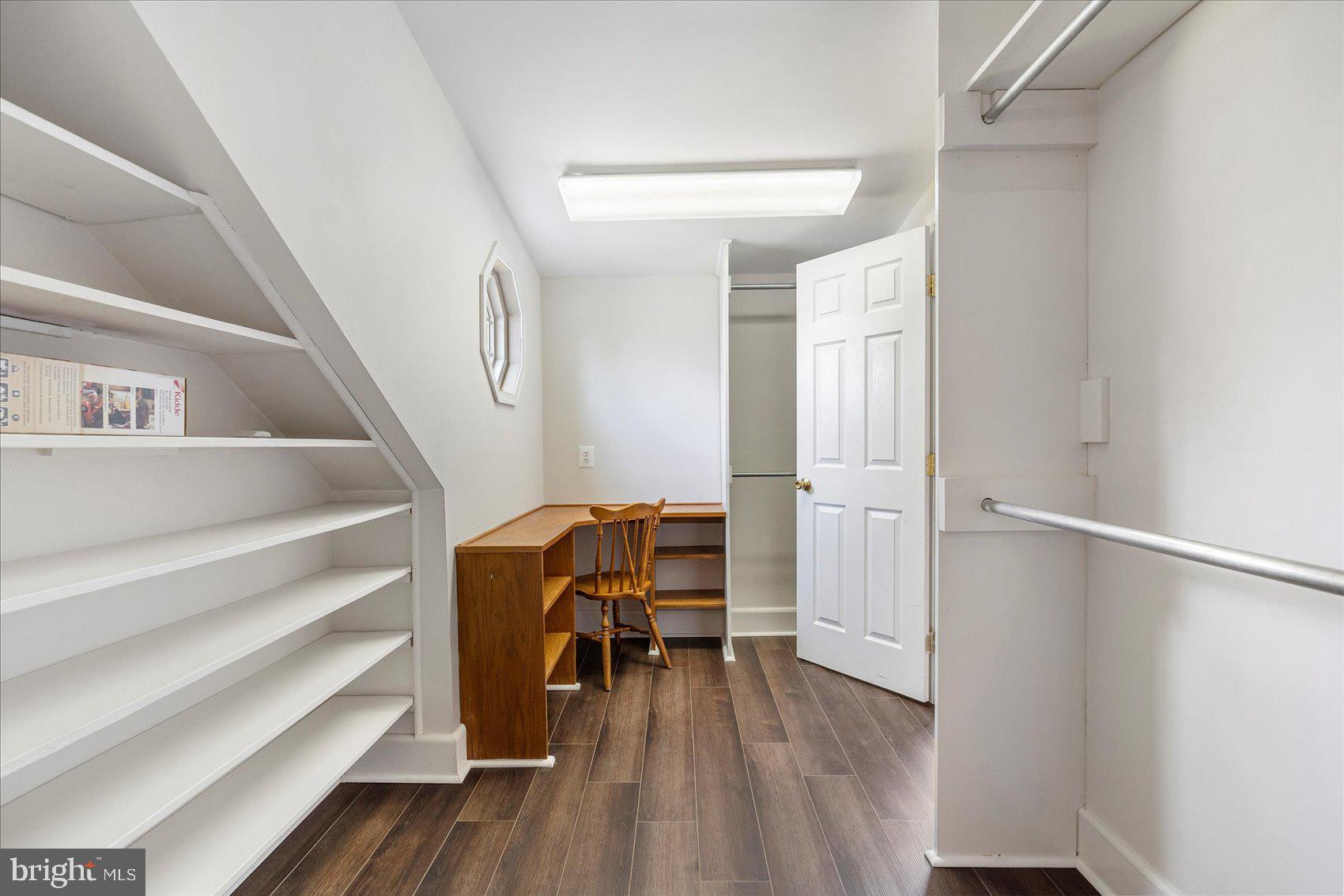 KINGSVILLE - Residential