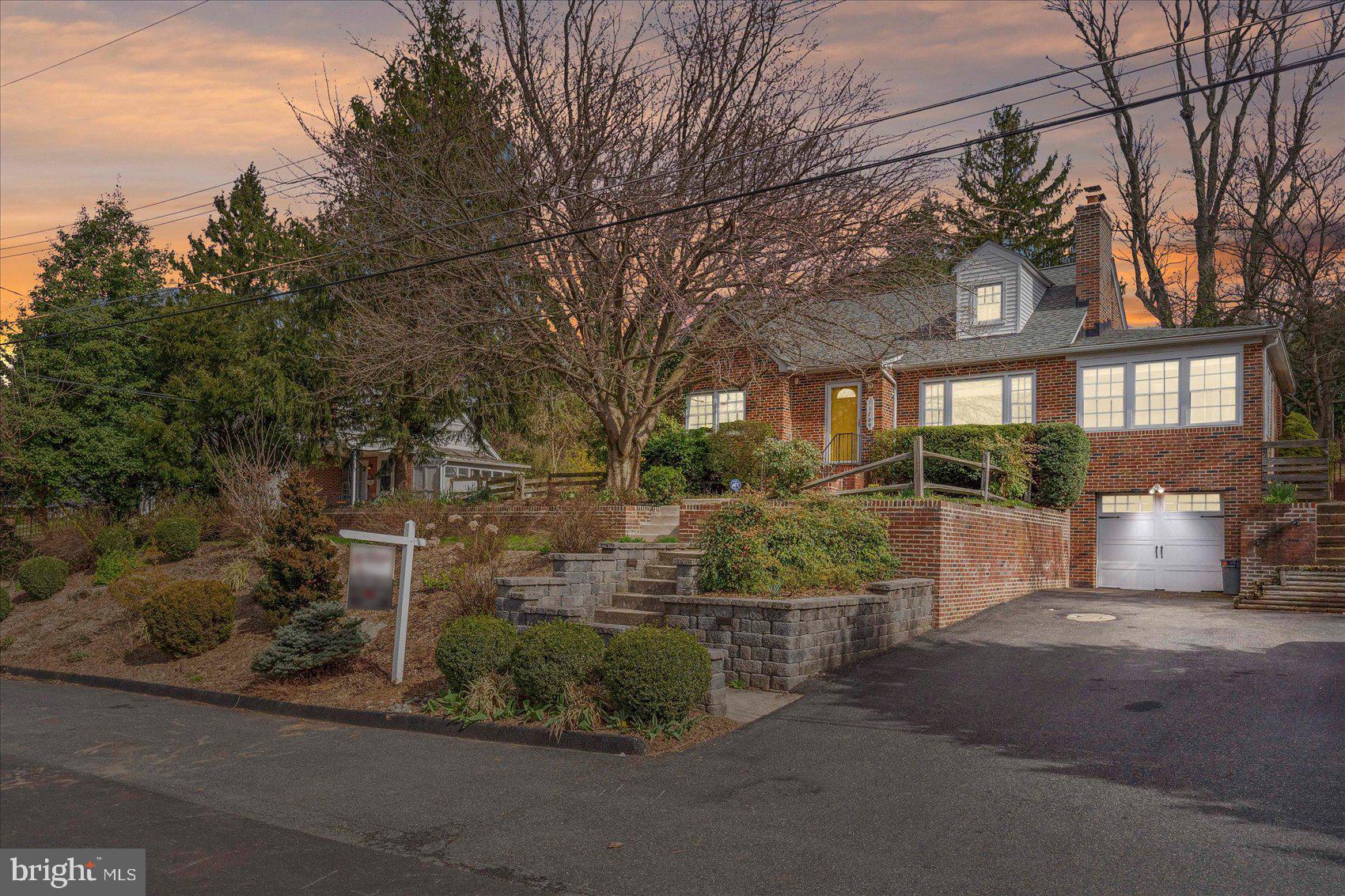 KINGSVILLE - Residential