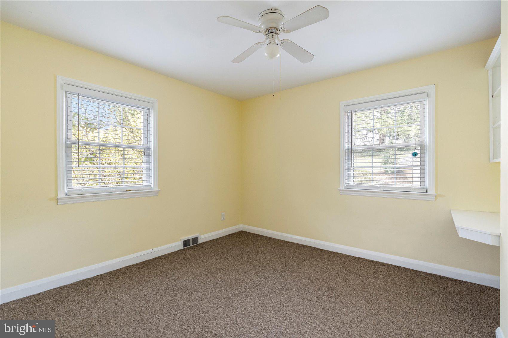 KINGSVILLE - Residential