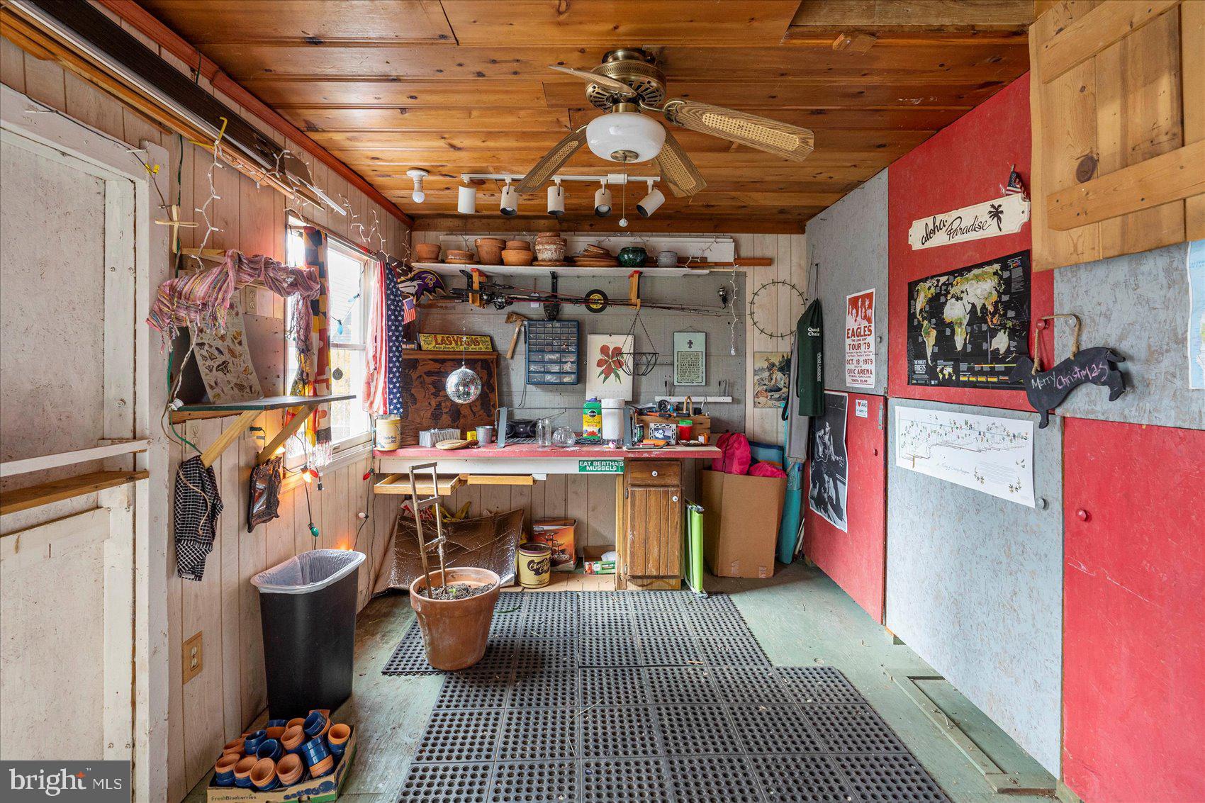 KINGSVILLE - Residential