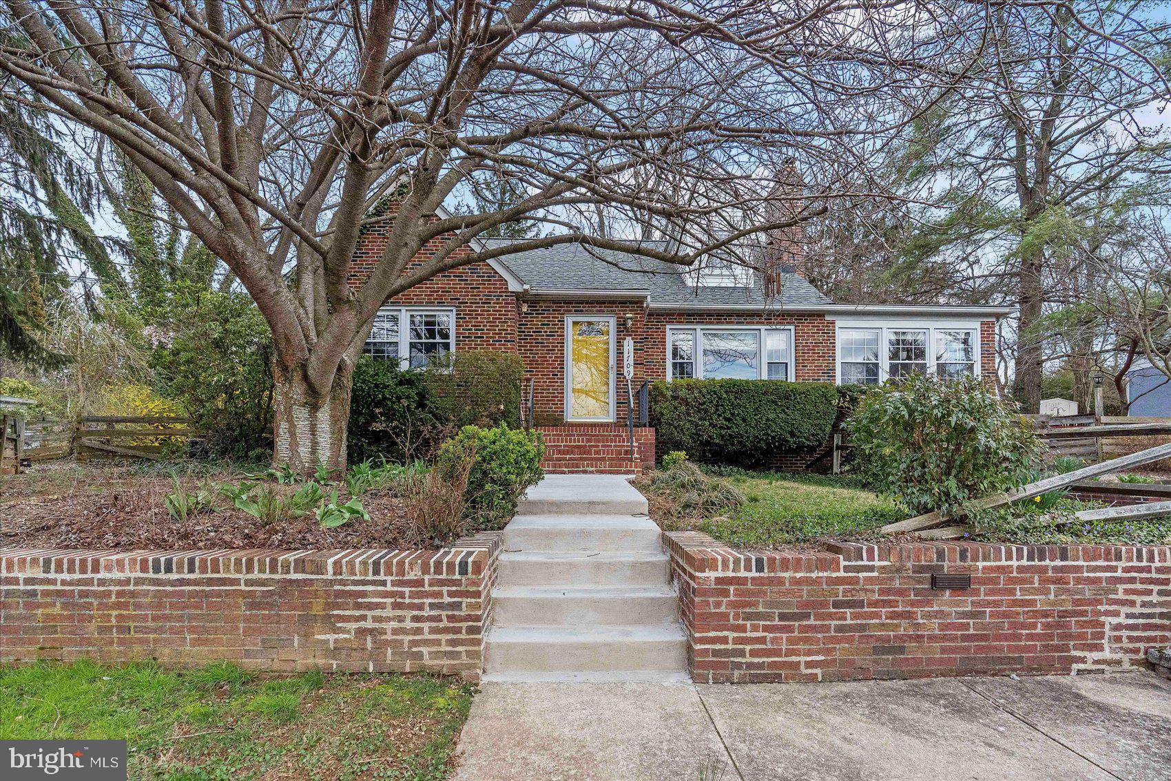 KINGSVILLE - Residential