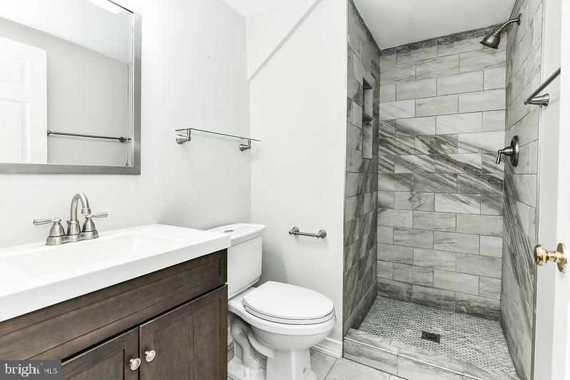 CEDAR LAKES - Residential Lease