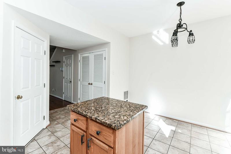 CEDAR LAKES - Residential Lease