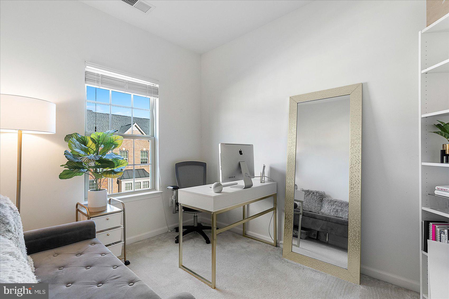 O'DONNELL SQUARE - Residential