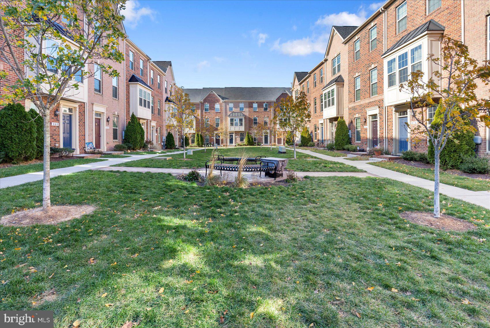 O'DONNELL SQUARE - Residential