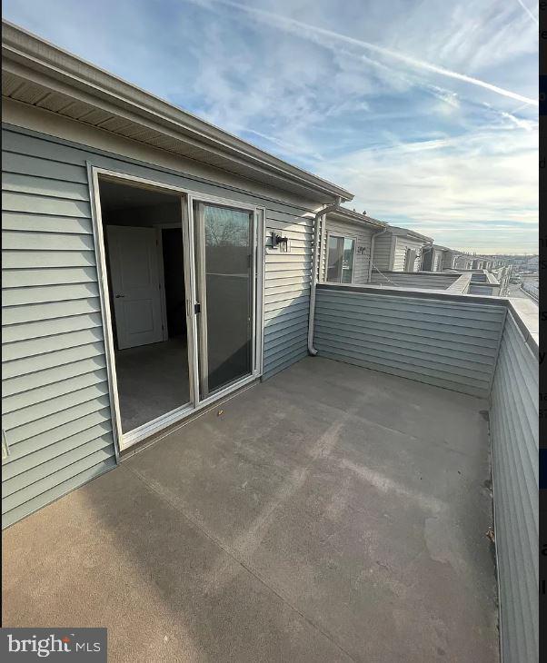 TRAILSIDE - Residential Lease