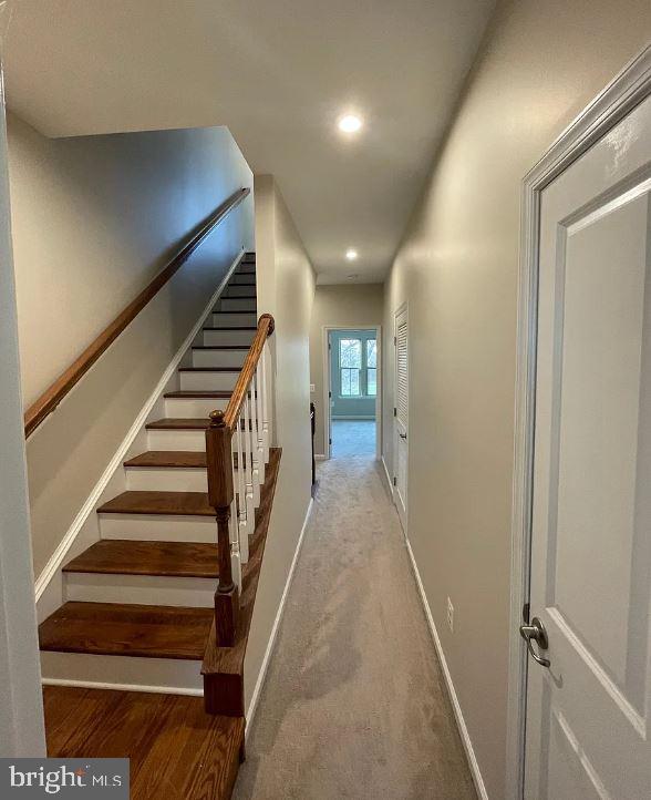 TRAILSIDE - Residential Lease