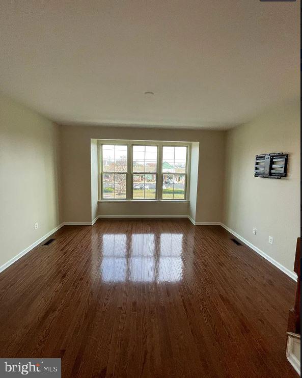 TRAILSIDE - Residential Lease