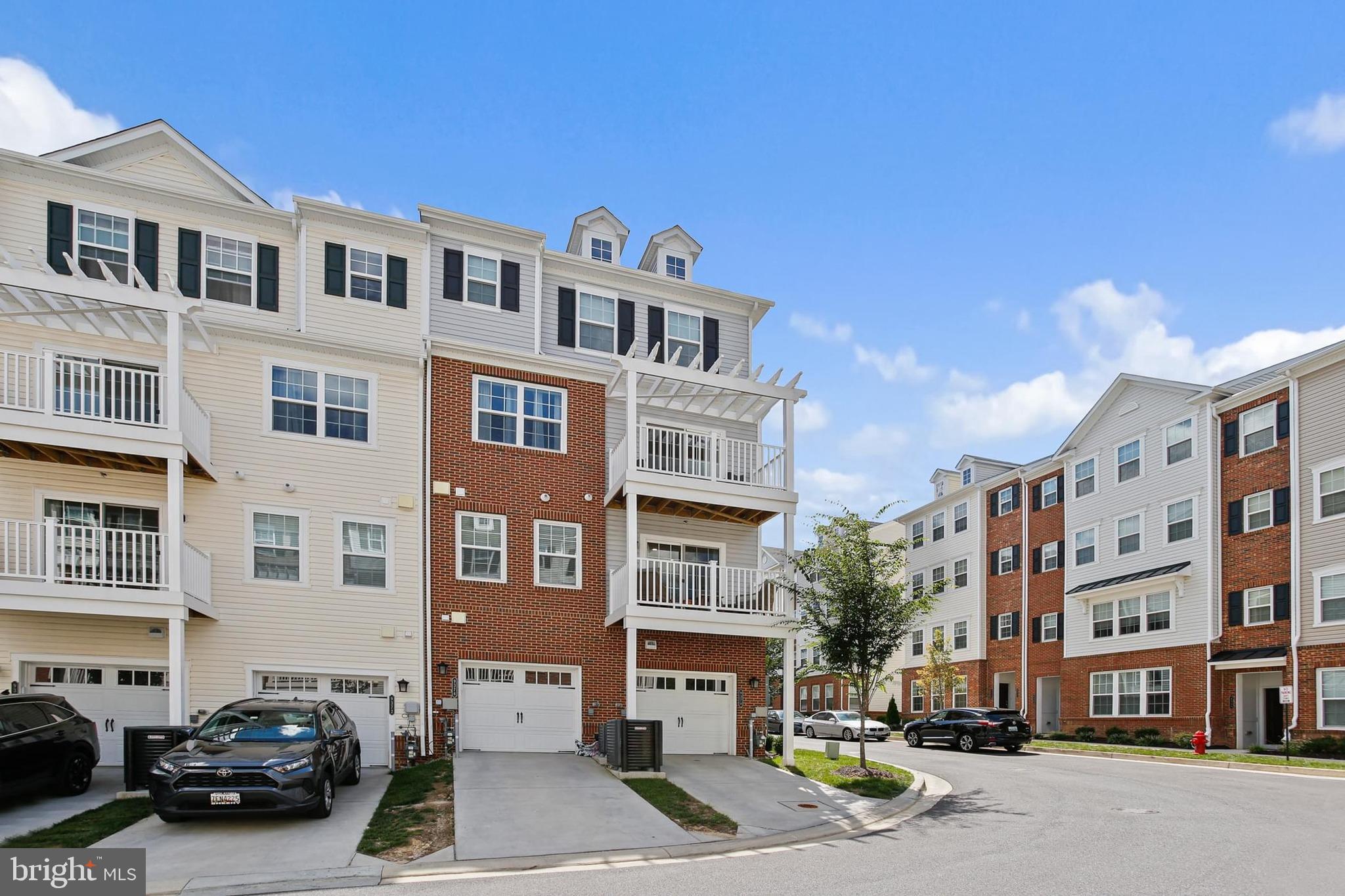 BALLARD GREEN - Residential