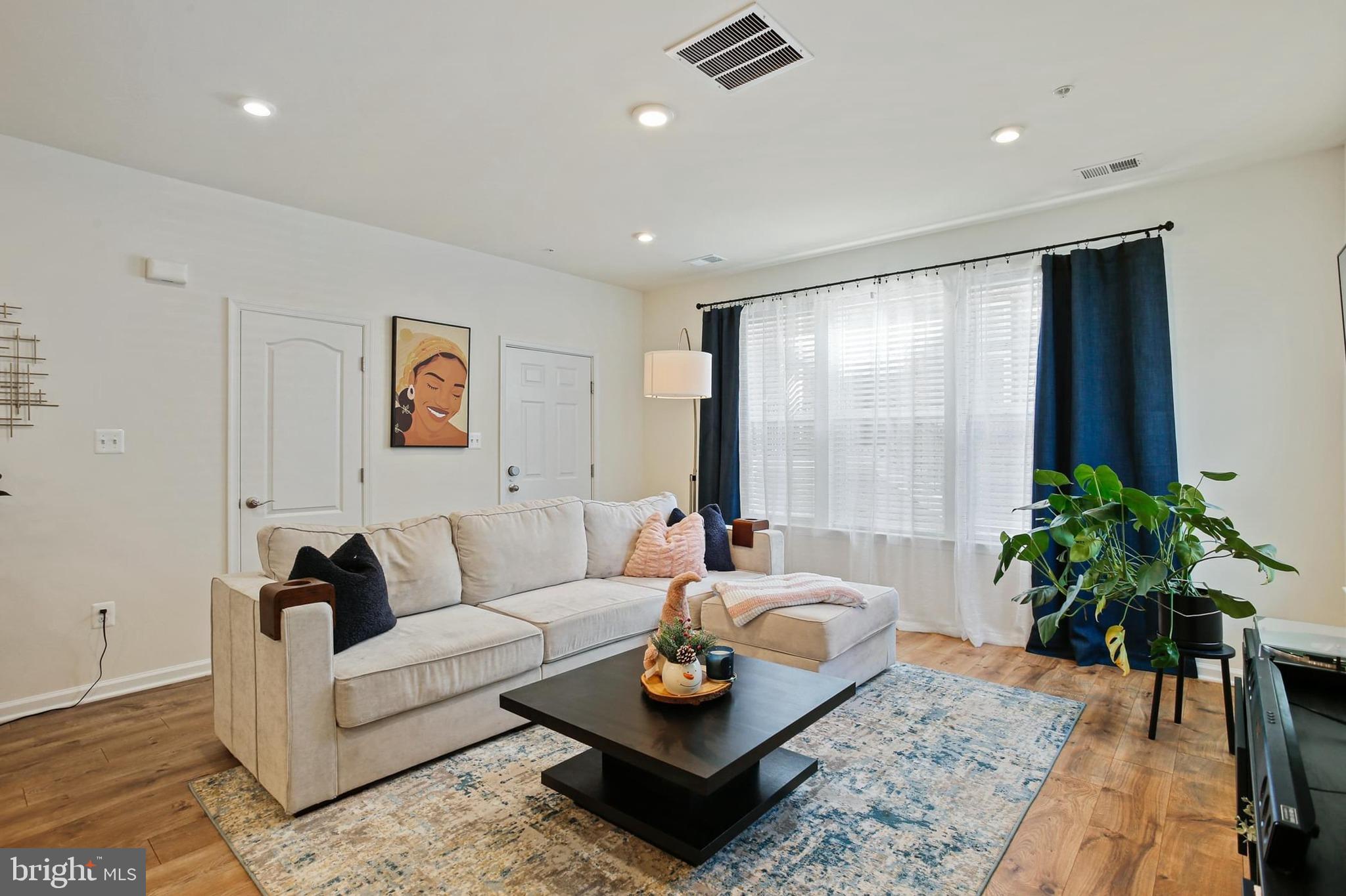 BALLARD GREEN - Residential