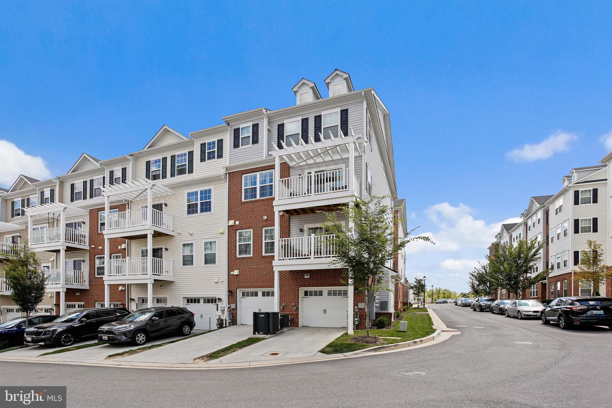 BALLARD GREEN - Residential