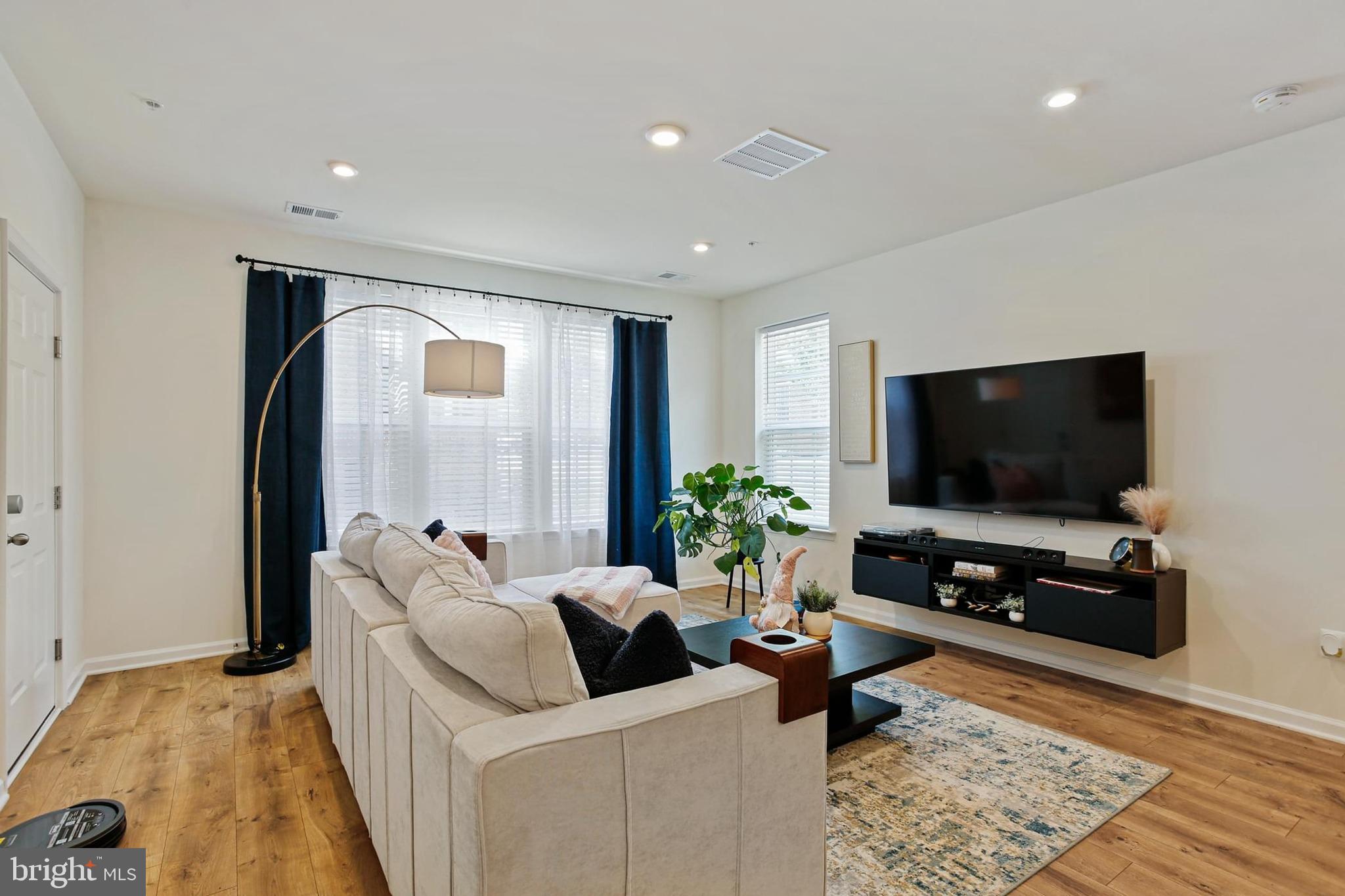 BALLARD GREEN - Residential