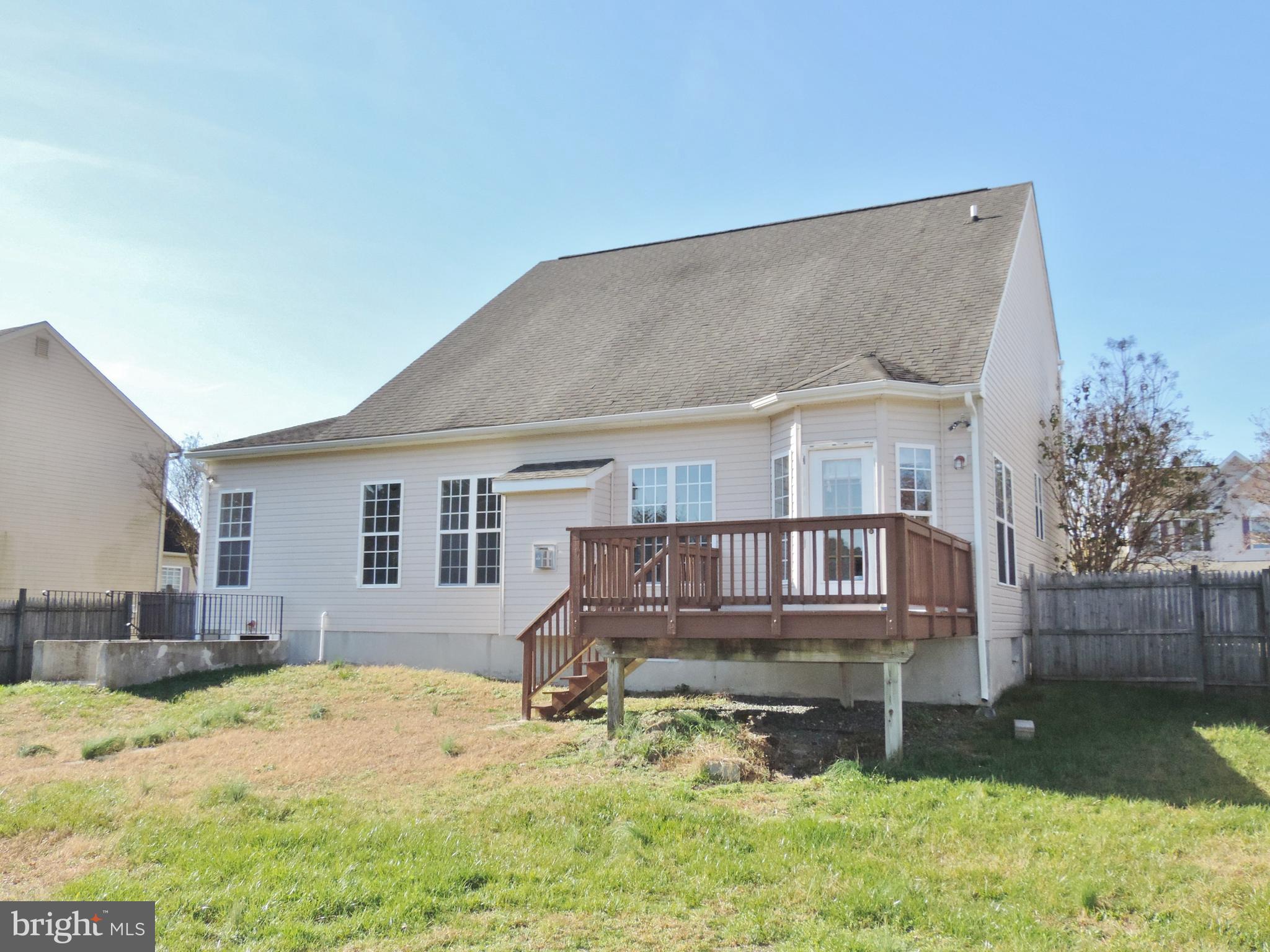 HARBOR POINTE - Residential