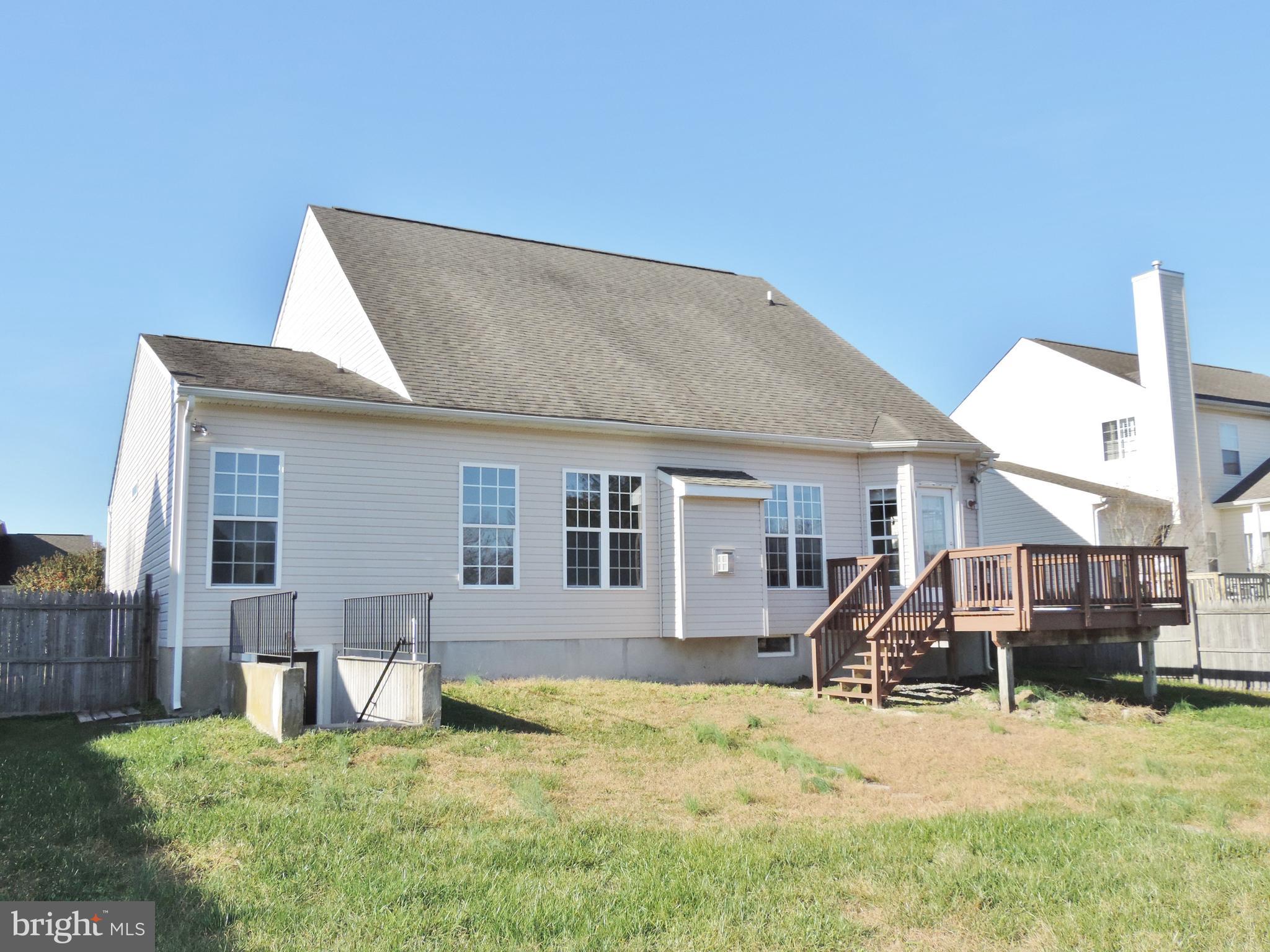 HARBOR POINTE - Residential