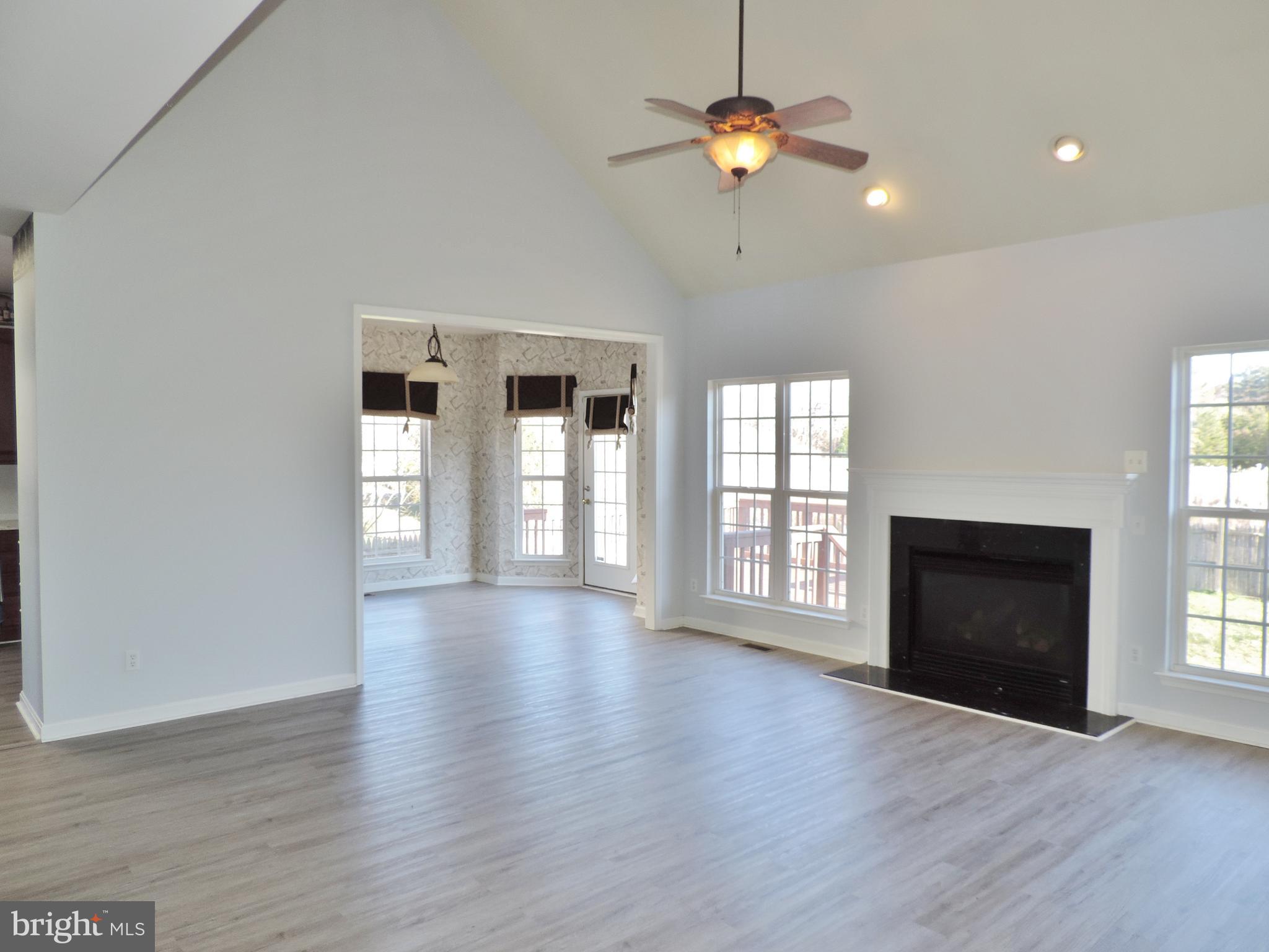 HARBOR POINTE - Residential