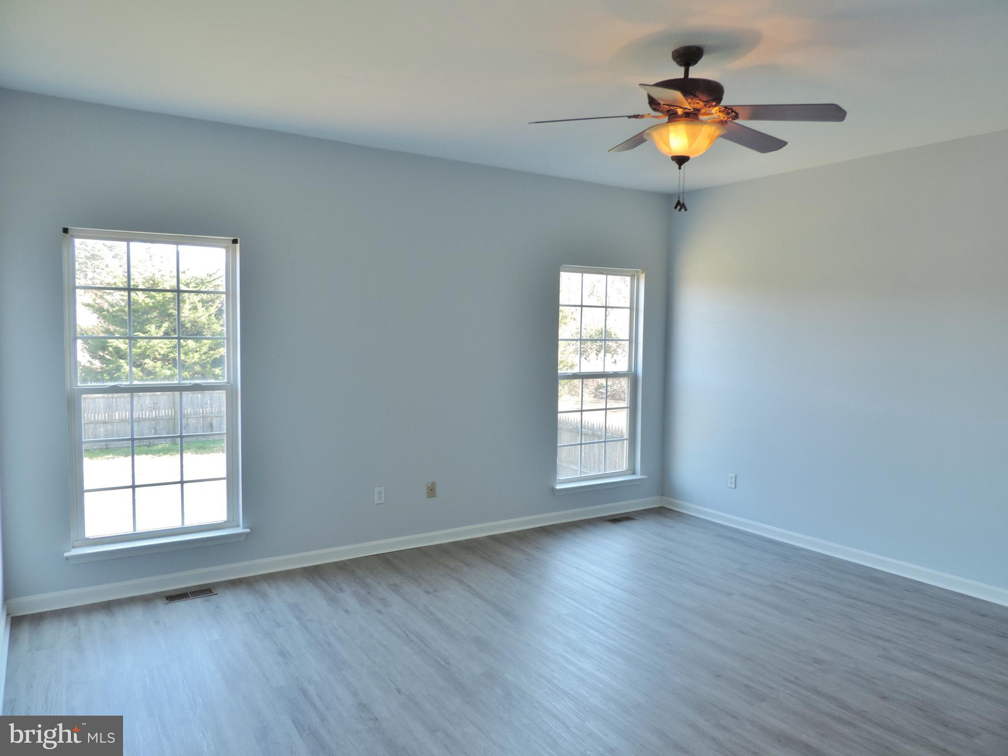 HARBOR POINTE - Residential