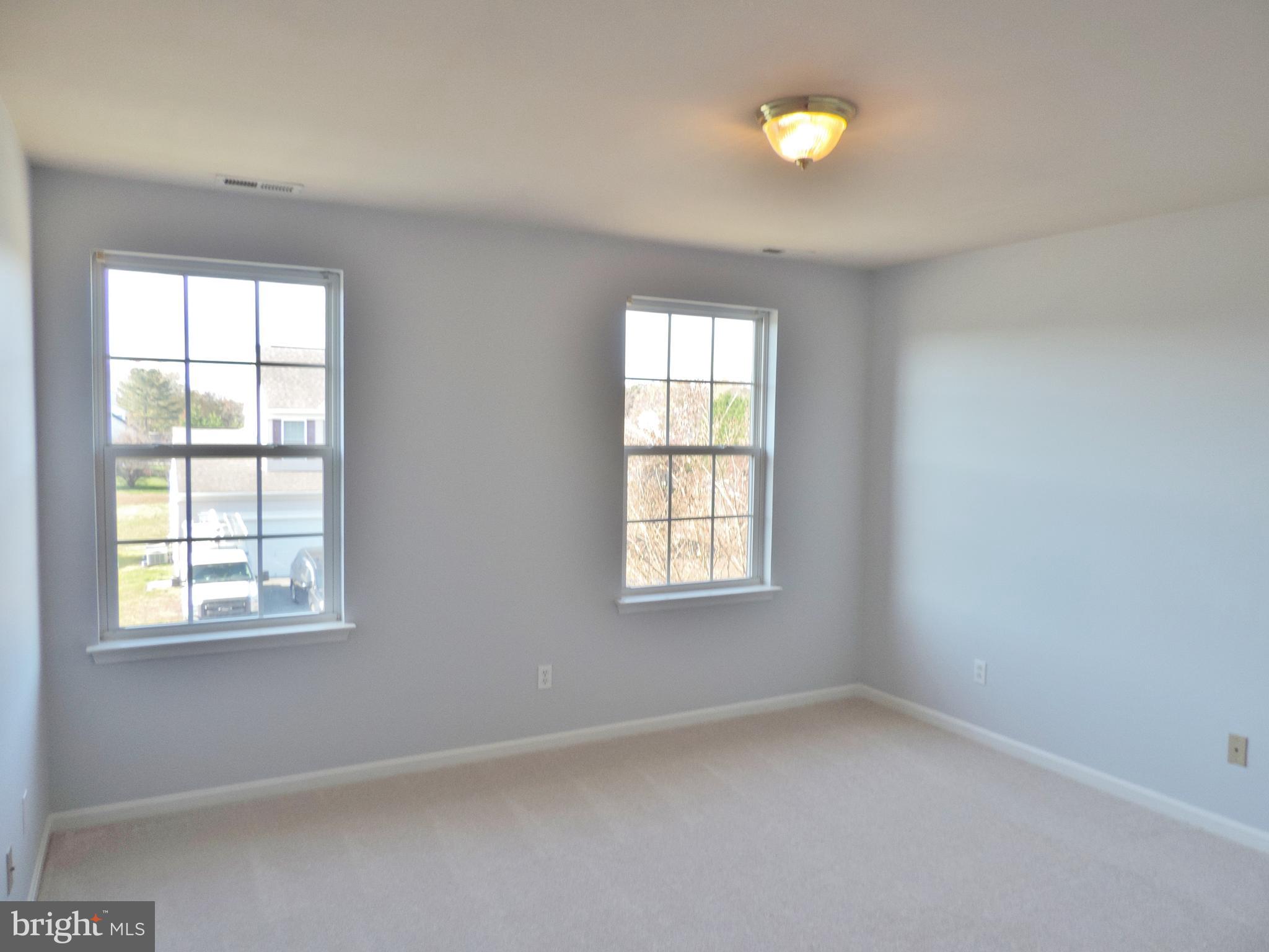 HARBOR POINTE - Residential