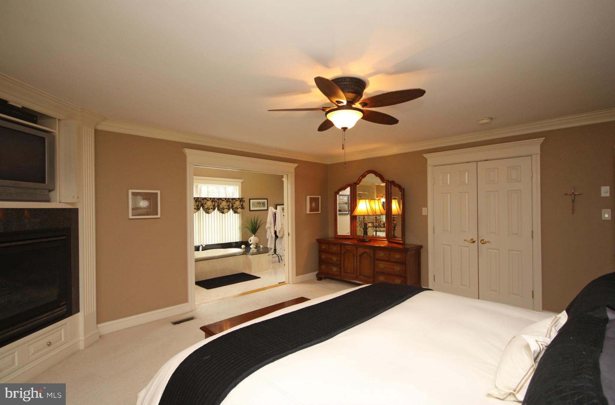 REGULARS - Residential