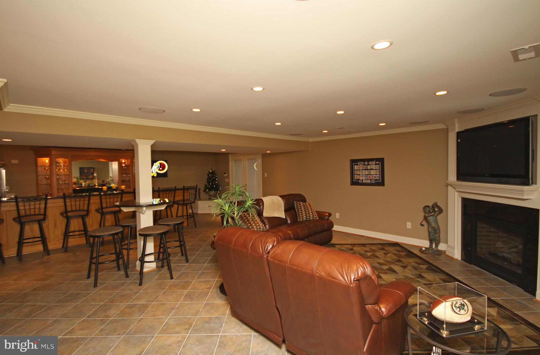 REGULARS - Residential