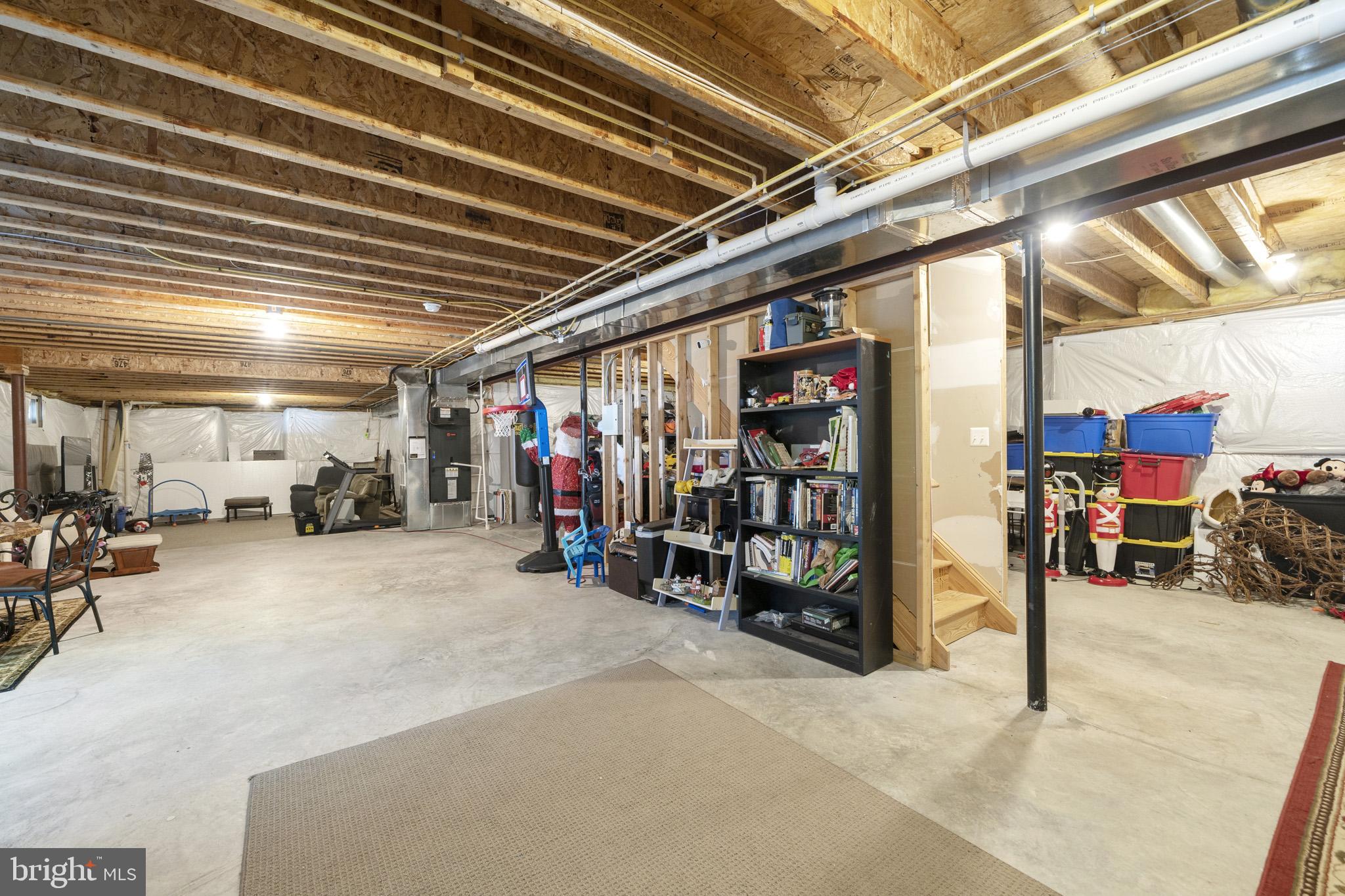 ESTATES AT SINGLETREE - Residential