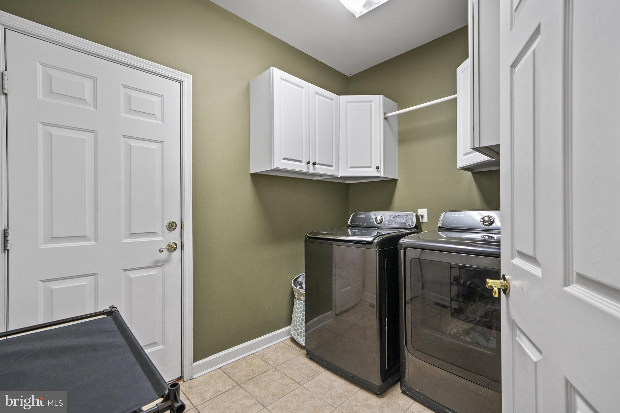 ESTATES AT SINGLETREE - Residential