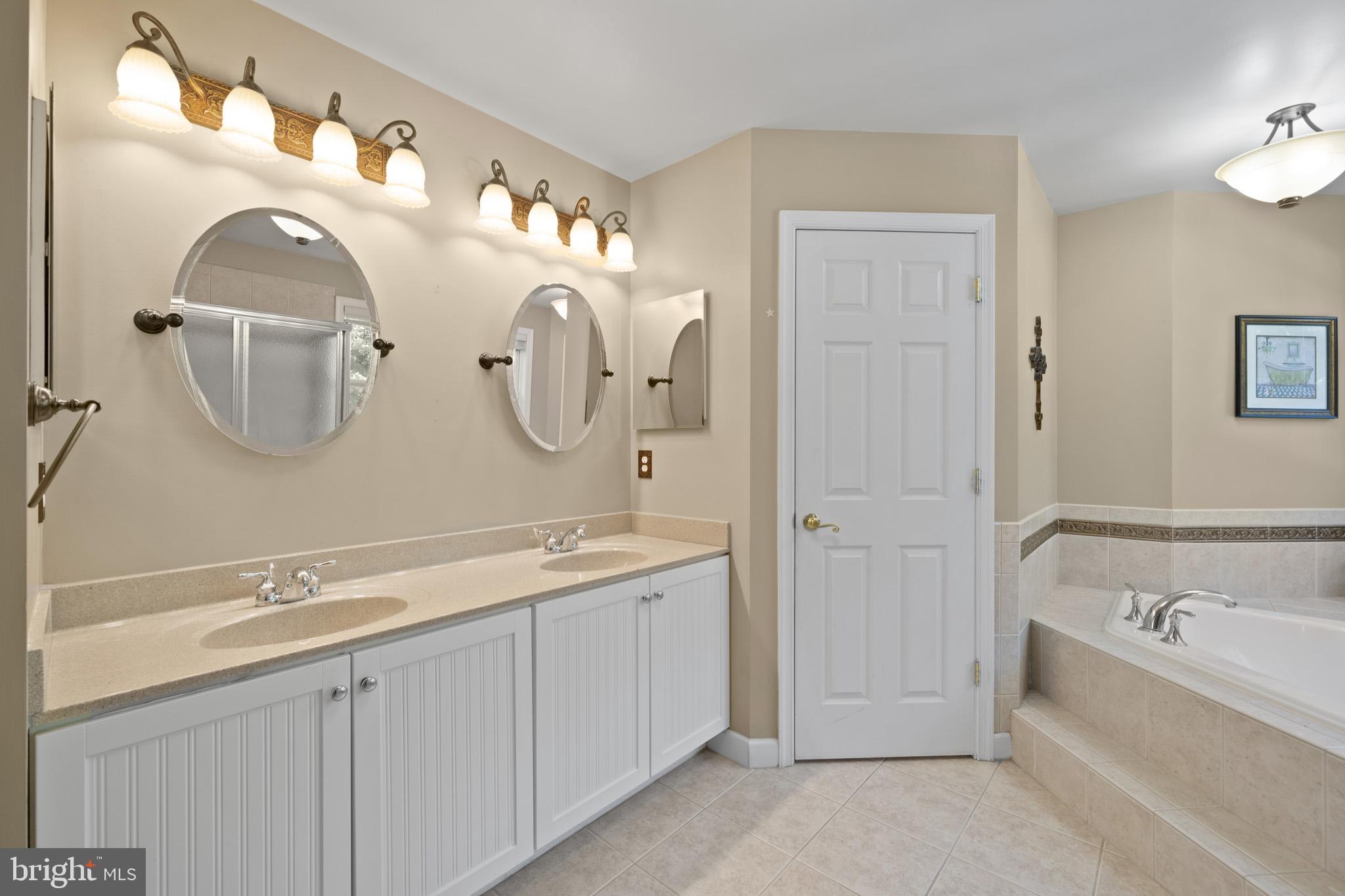 ESTATES AT SINGLETREE - Residential