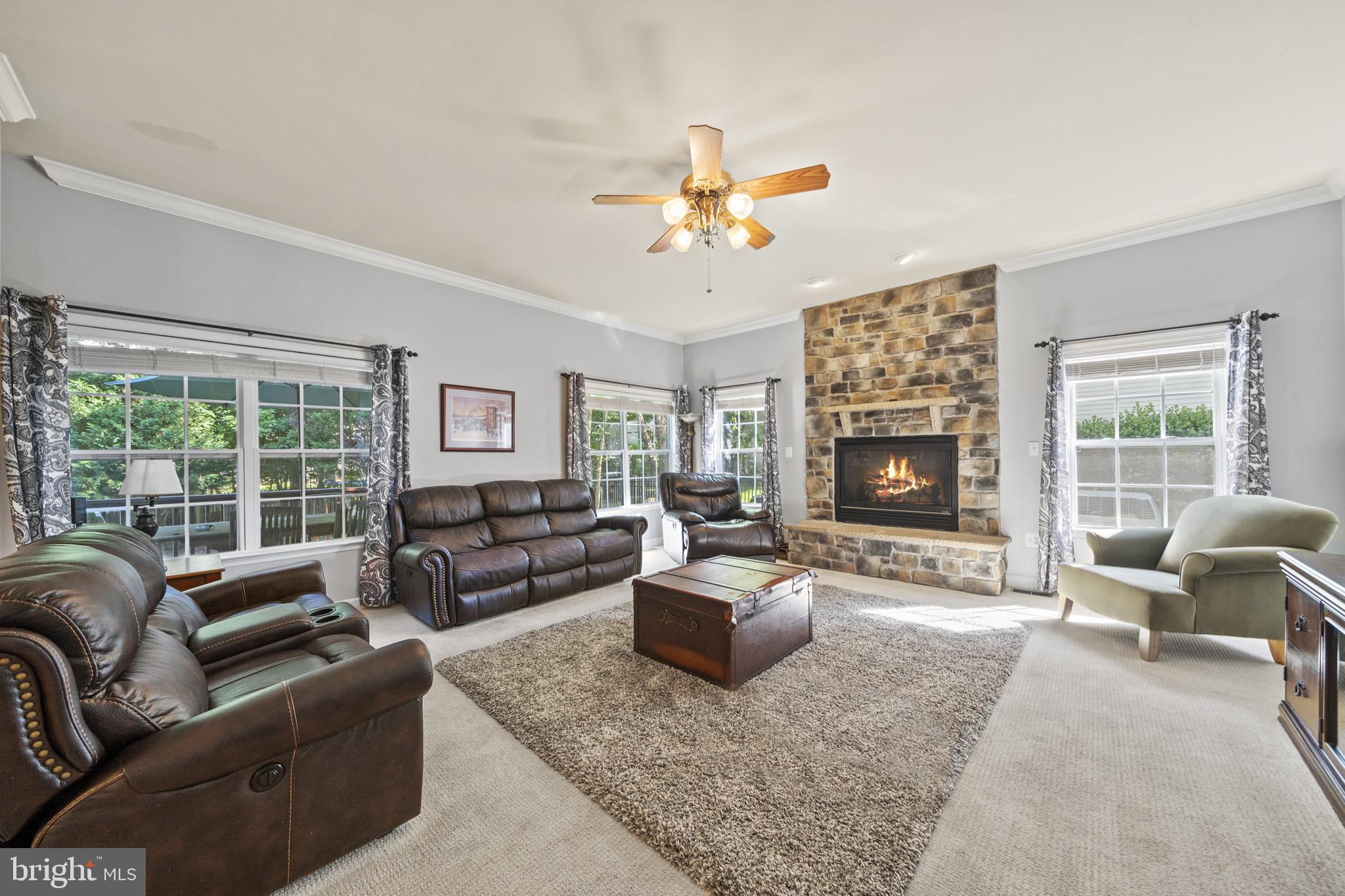 ESTATES AT SINGLETREE - Residential