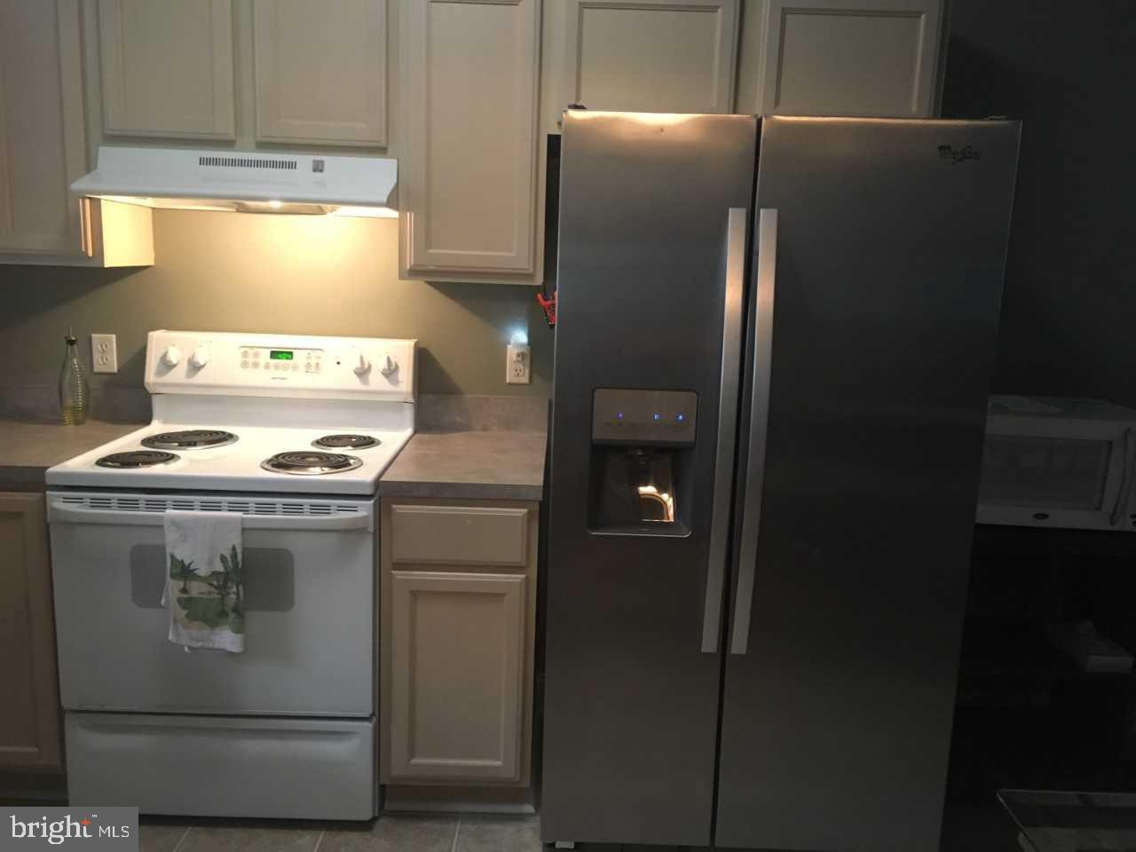 LEVERINGS - Residential Lease