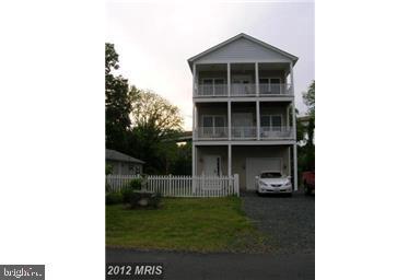 LEVERINGS - Residential Lease