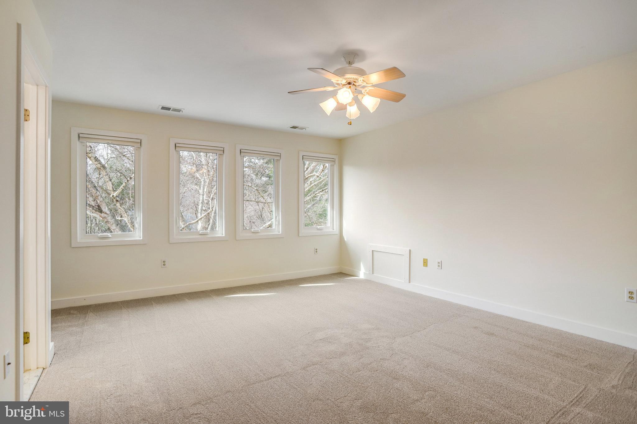 BEACH MILL DOWNS - Residential