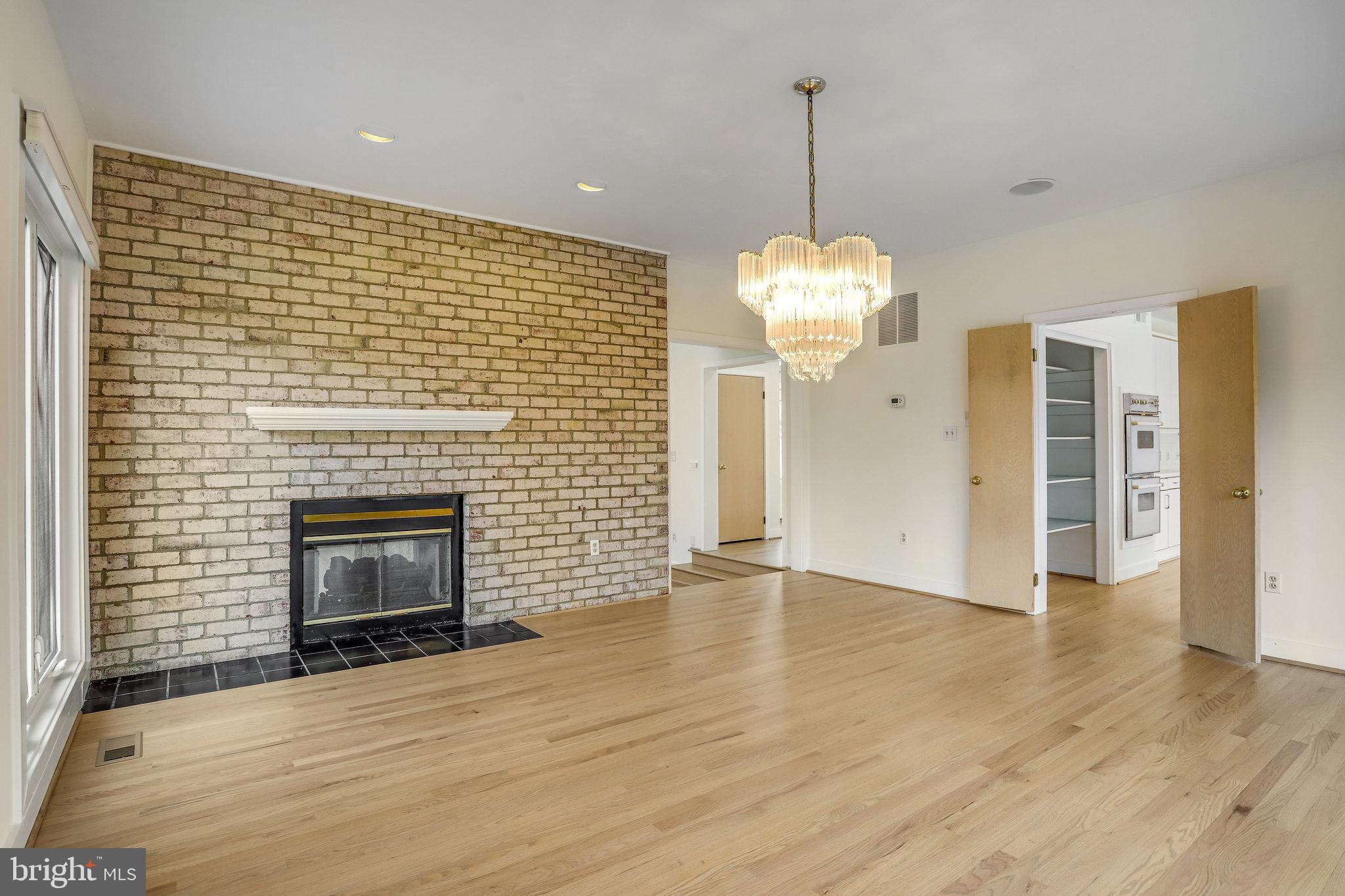 BEACH MILL DOWNS - Residential