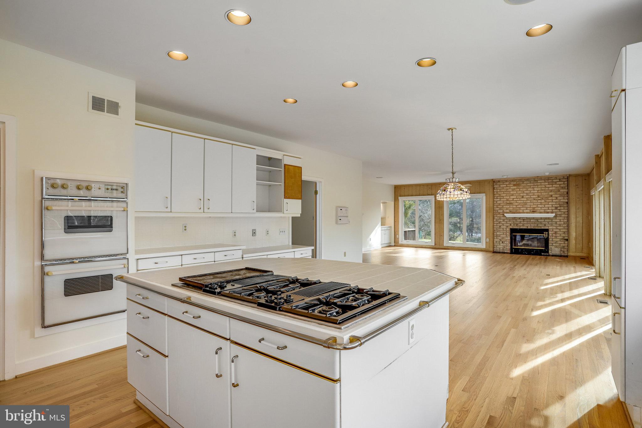 BEACH MILL DOWNS - Residential