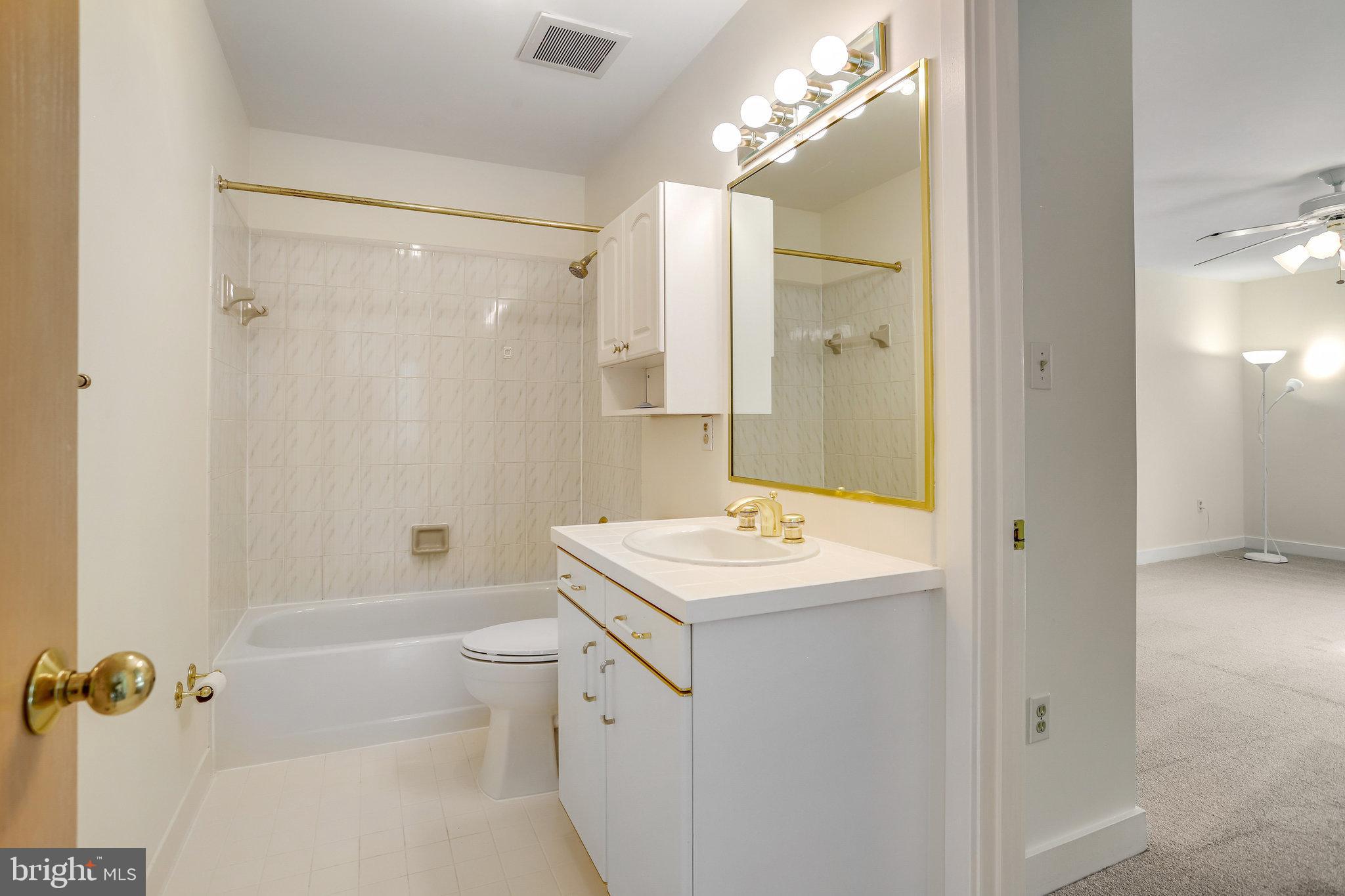 BEACH MILL DOWNS - Residential