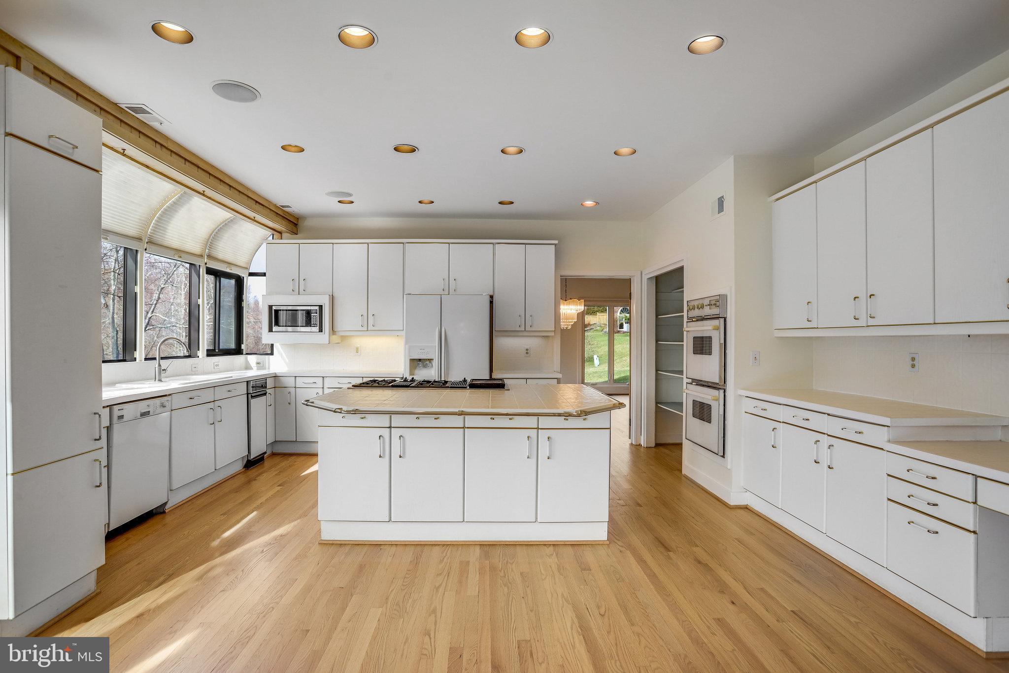 BEACH MILL DOWNS - Residential