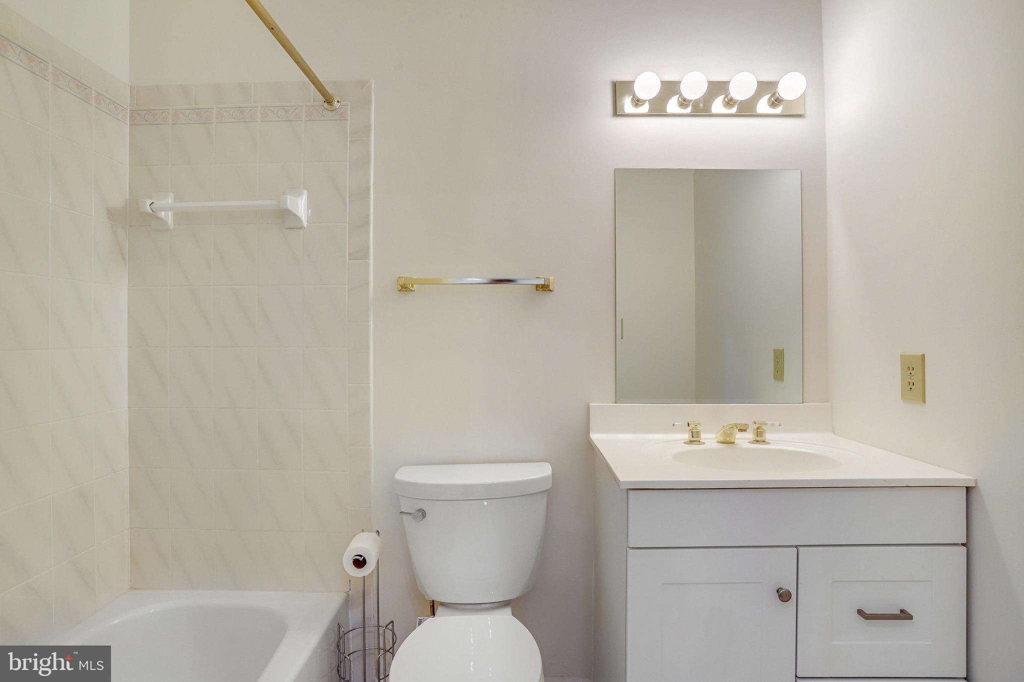 BEACH MILL DOWNS - Residential