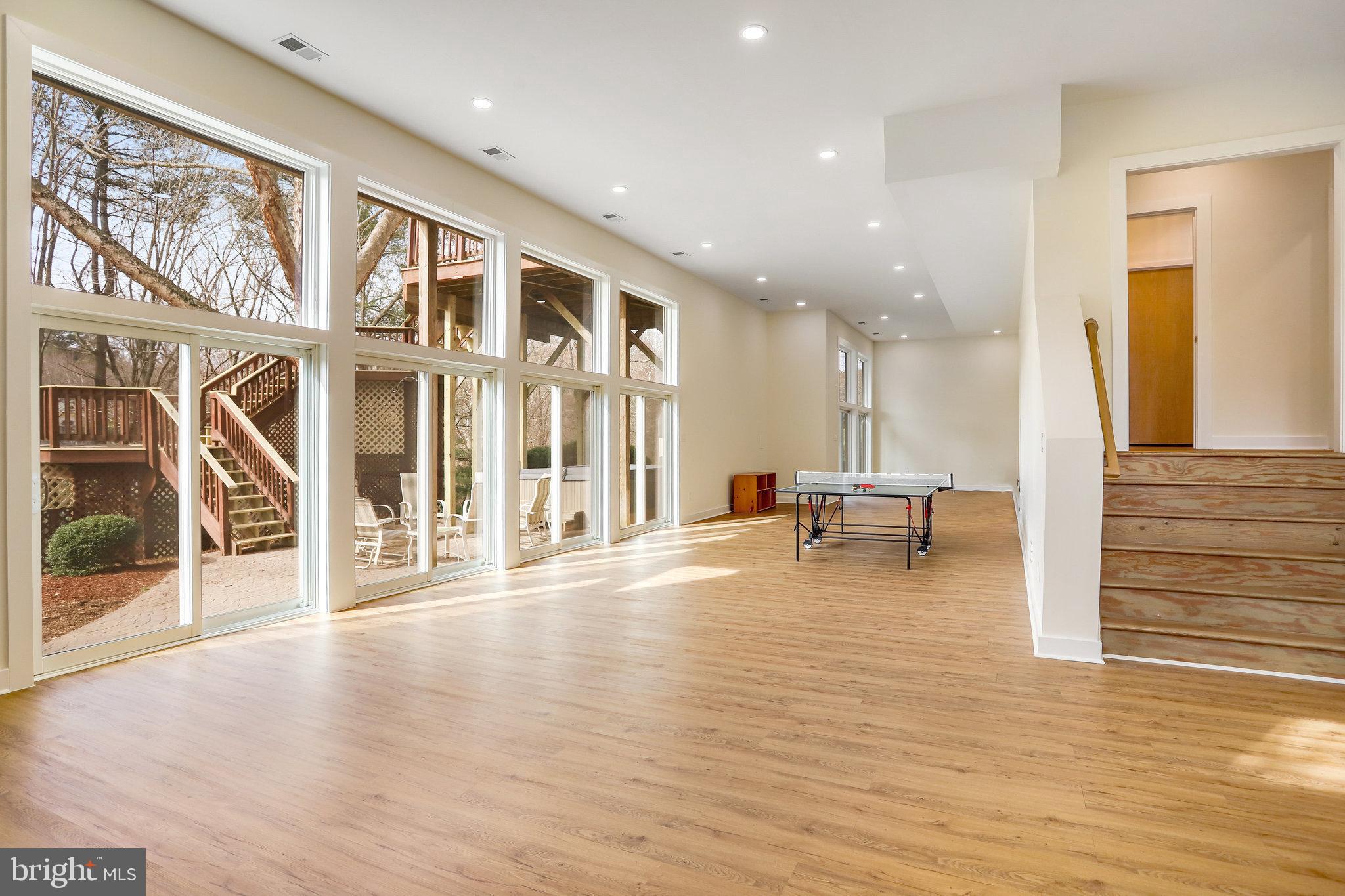 BEACH MILL DOWNS - Residential