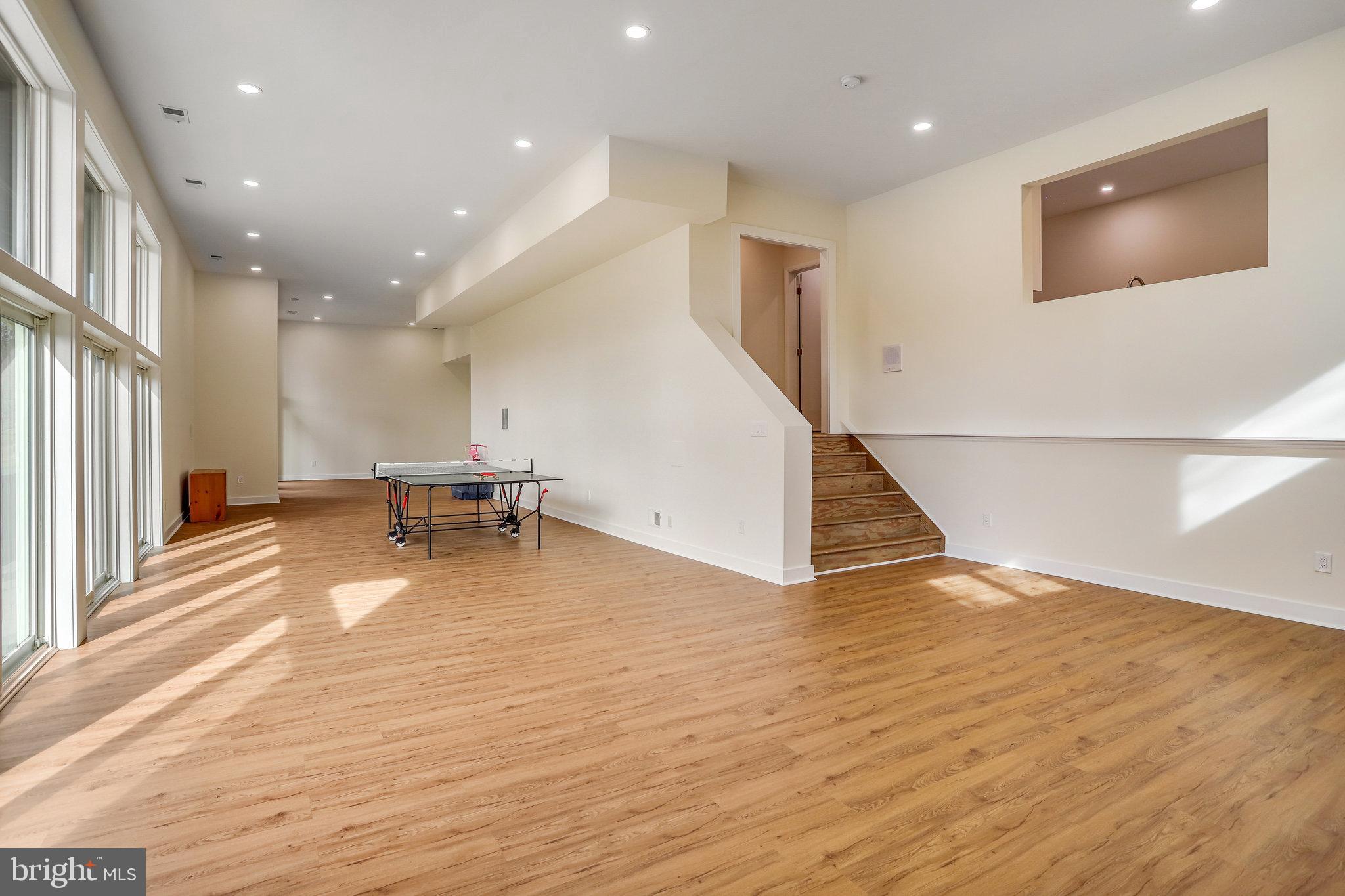 BEACH MILL DOWNS - Residential