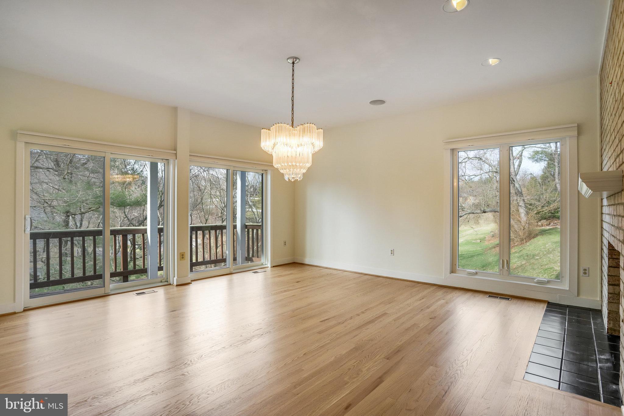 BEACH MILL DOWNS - Residential