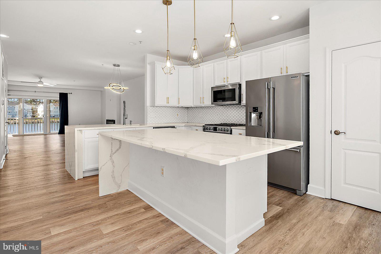 10900 HOLYSTONE LANE 102