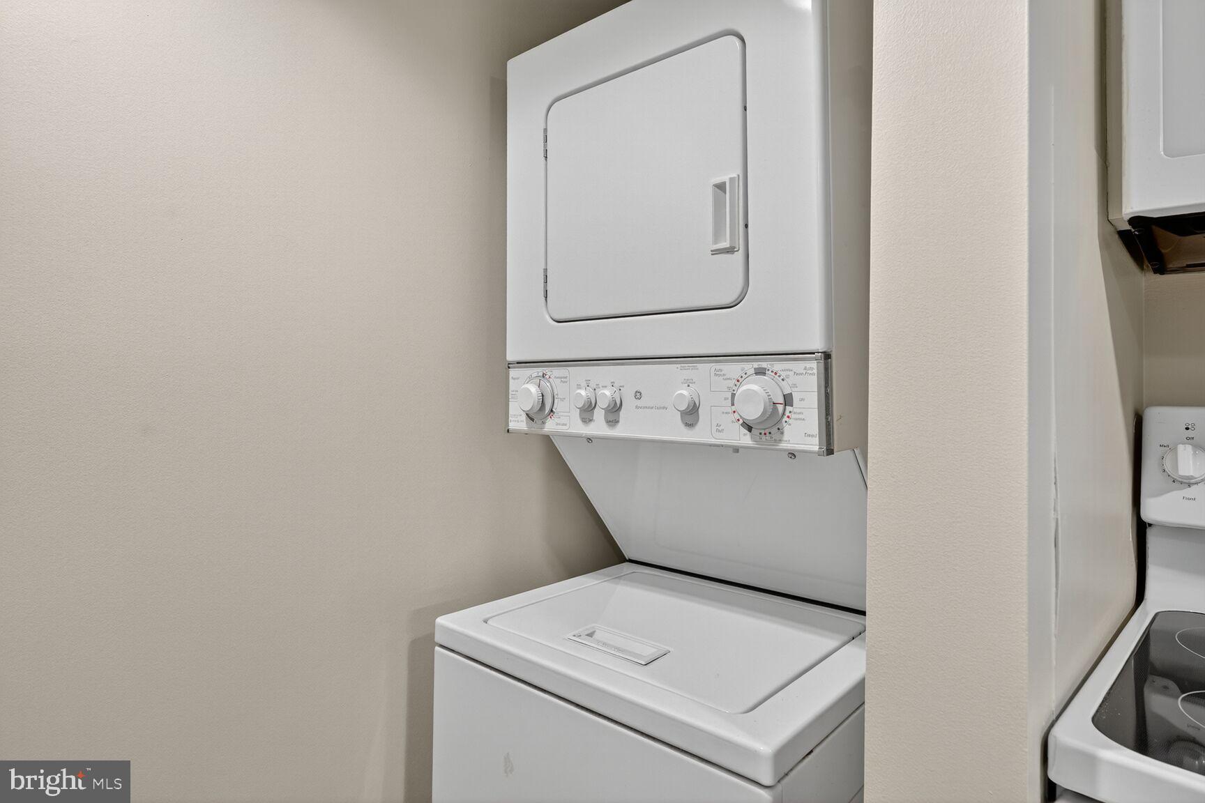 THE JEFFERSON - SUNRISE SENIOR LIVING - Residential