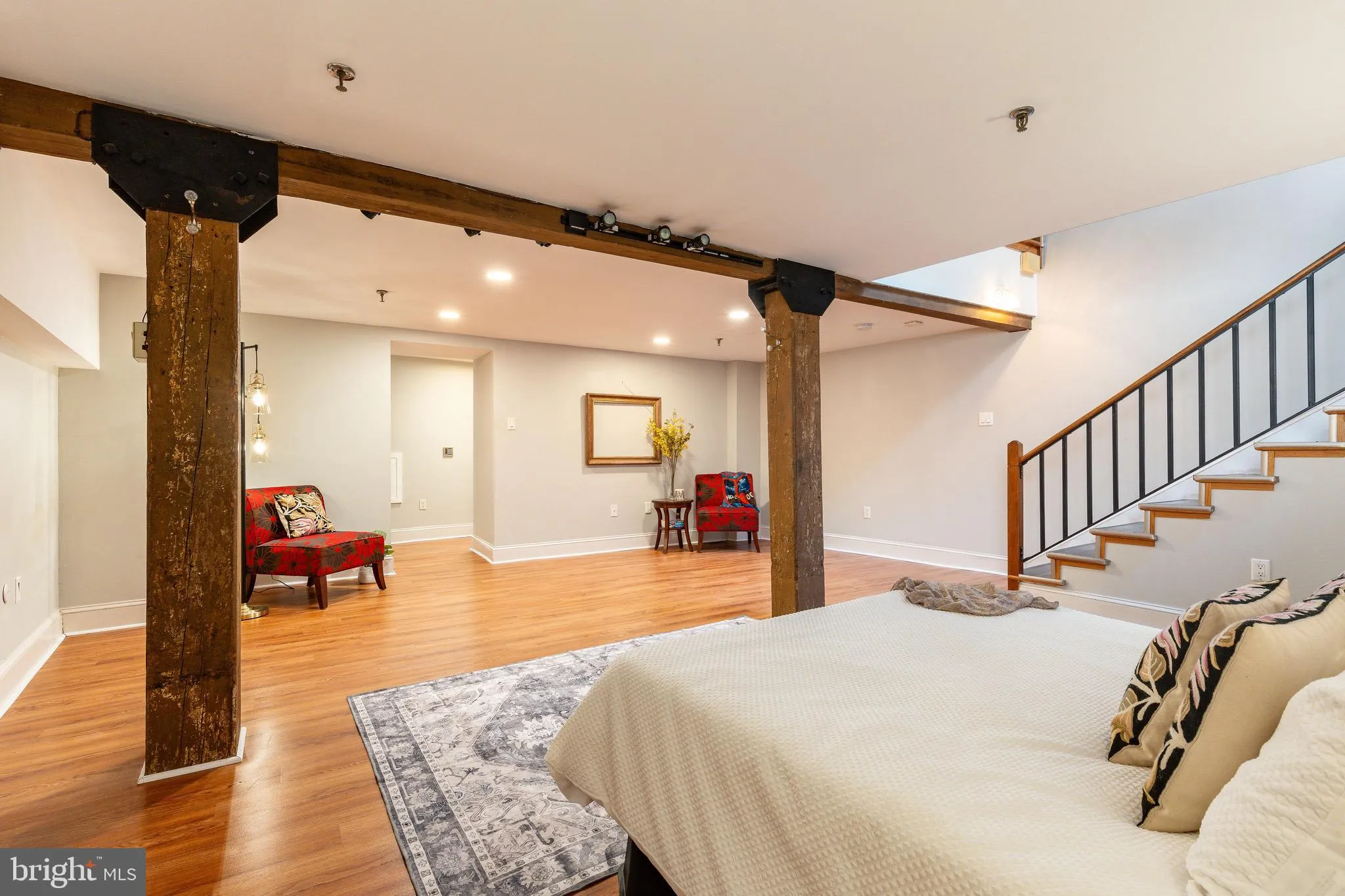 Philadelphia, Pennsylvania 19106, United States, 1 Bedroom Bedrooms, ,2 BathroomsBathrooms,Residential,Pending,15756