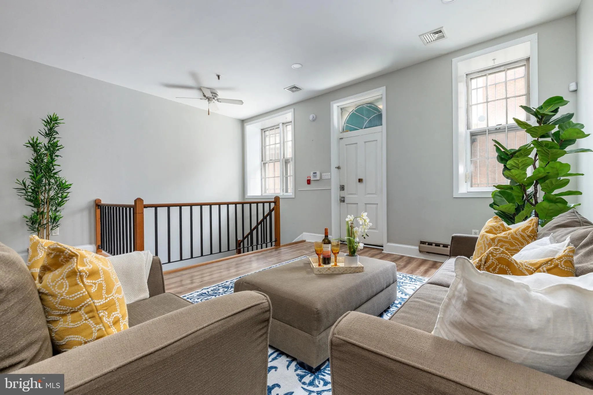 Philadelphia, Pennsylvania 19106, United States, 1 Bedroom Bedrooms, ,2 BathroomsBathrooms,Residential,Pending,15756