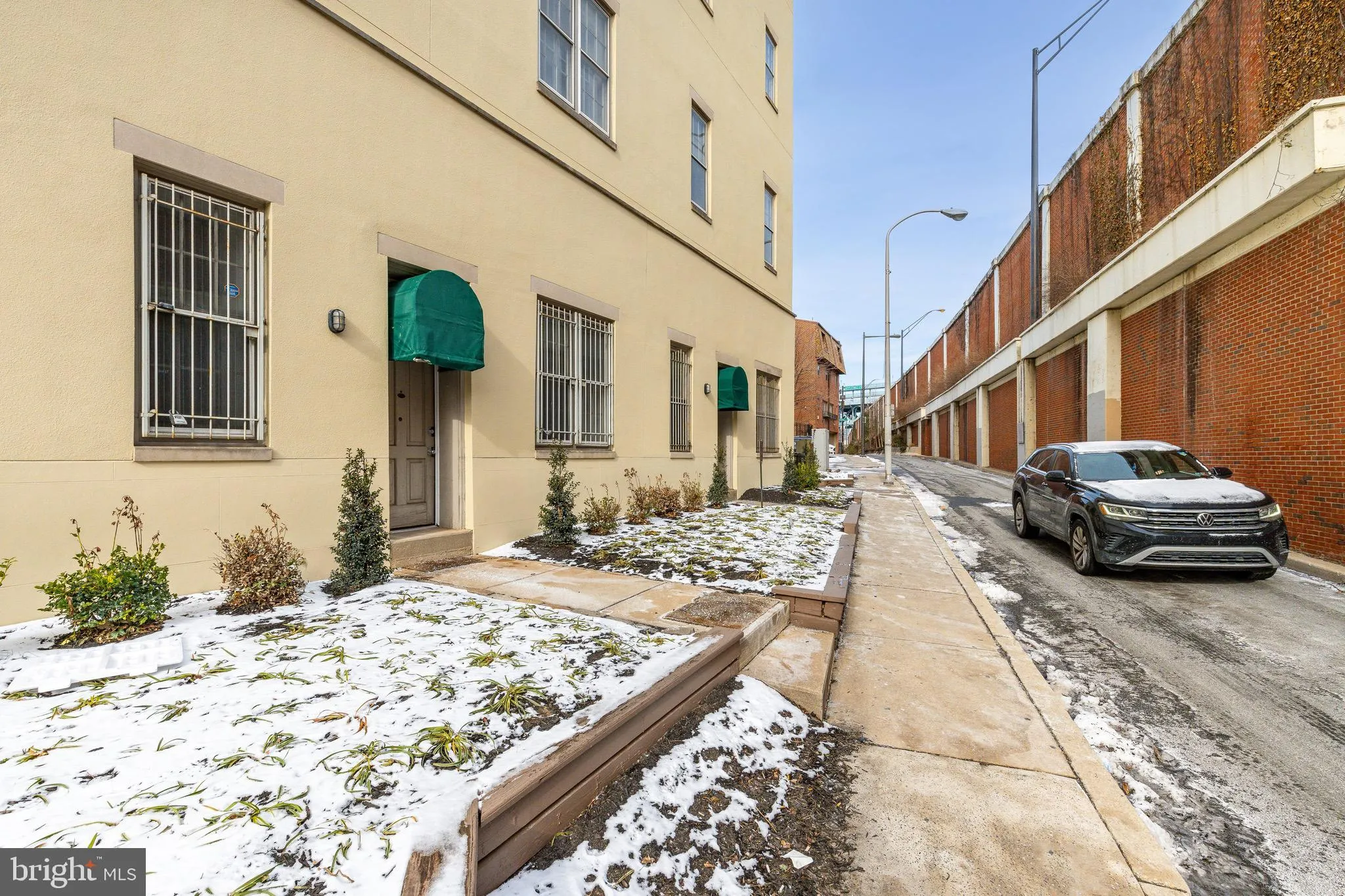 Philadelphia, Pennsylvania 19106, United States, 1 Bedroom Bedrooms, ,2 BathroomsBathrooms,Residential,Pending,15756