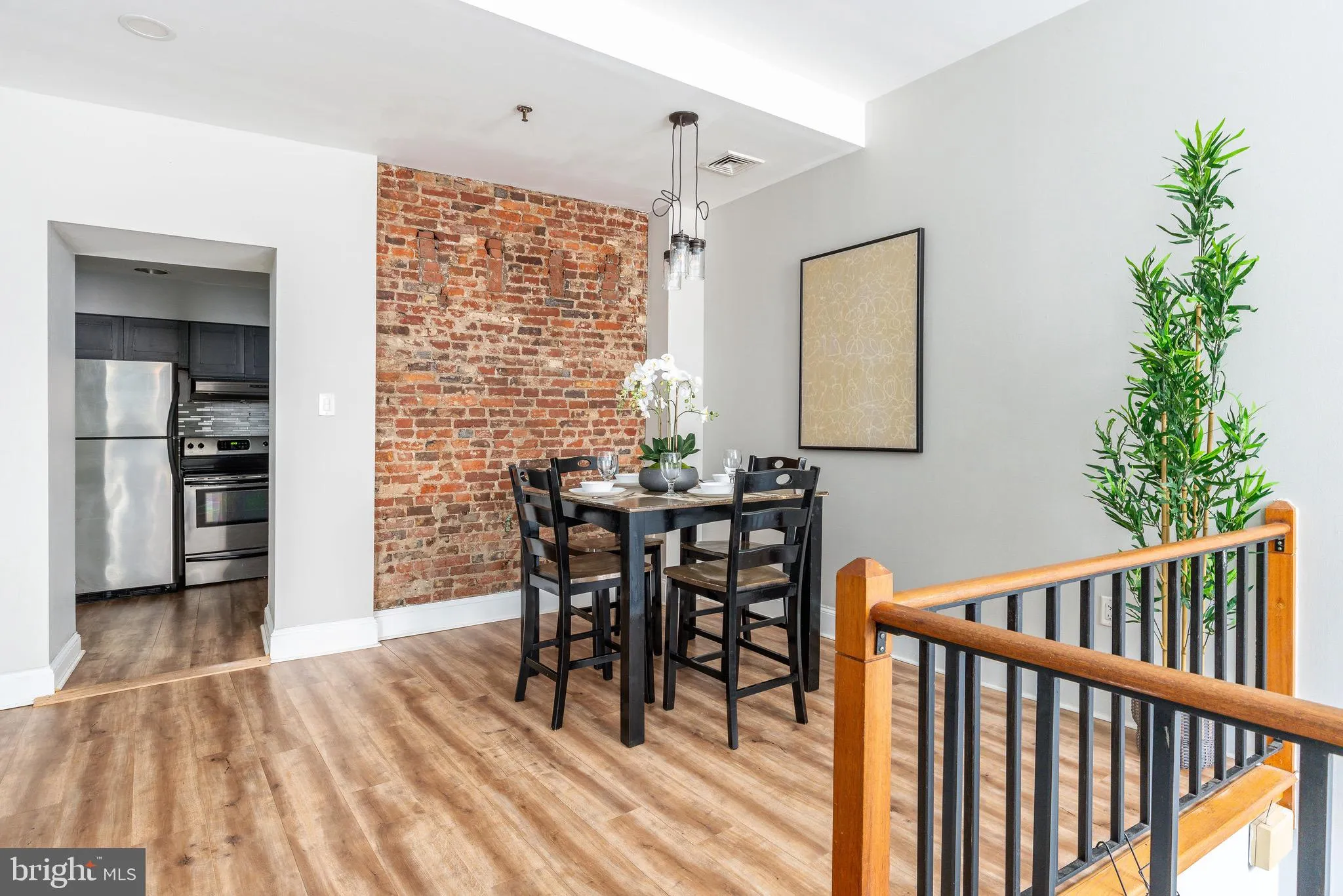 Philadelphia, Pennsylvania 19106, United States, 1 Bedroom Bedrooms, ,2 BathroomsBathrooms,Residential,Pending,15756