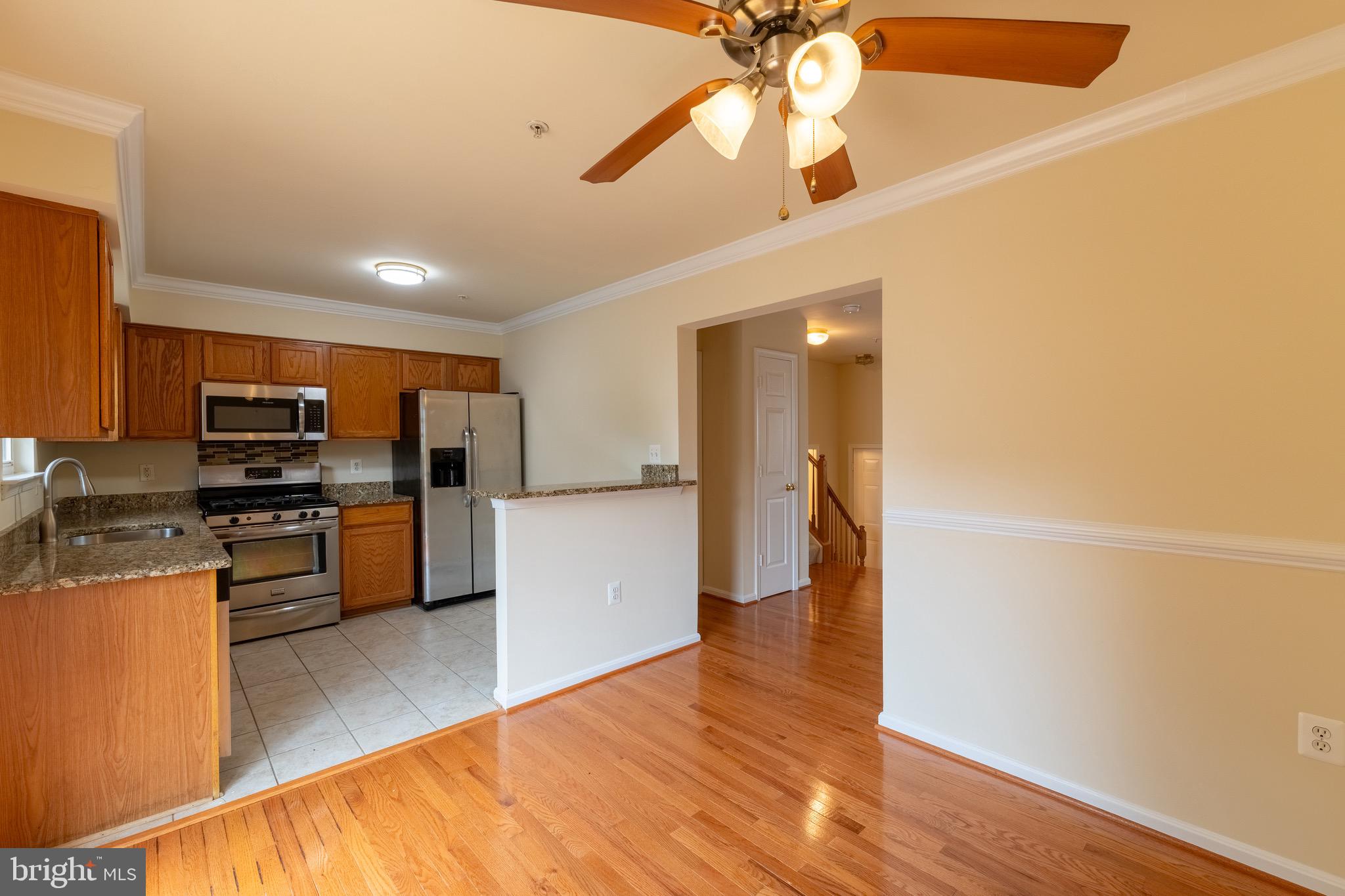 COLONY SQUARE - Residential Lease